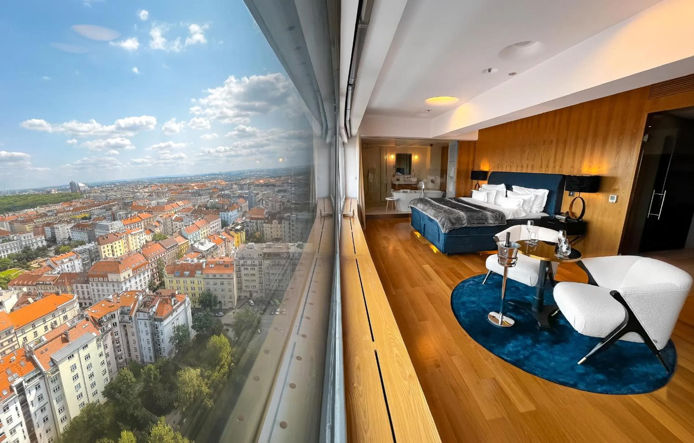 SKY SUITE HOTEL