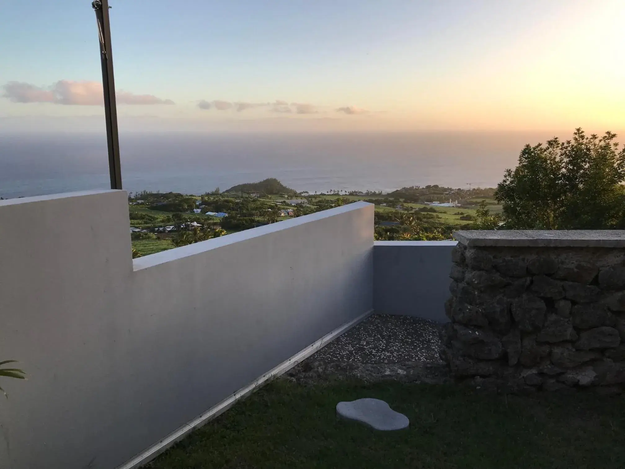loft meublé fonctionnel proche de grande anse loft meublé fonctionnel proche de grande anse