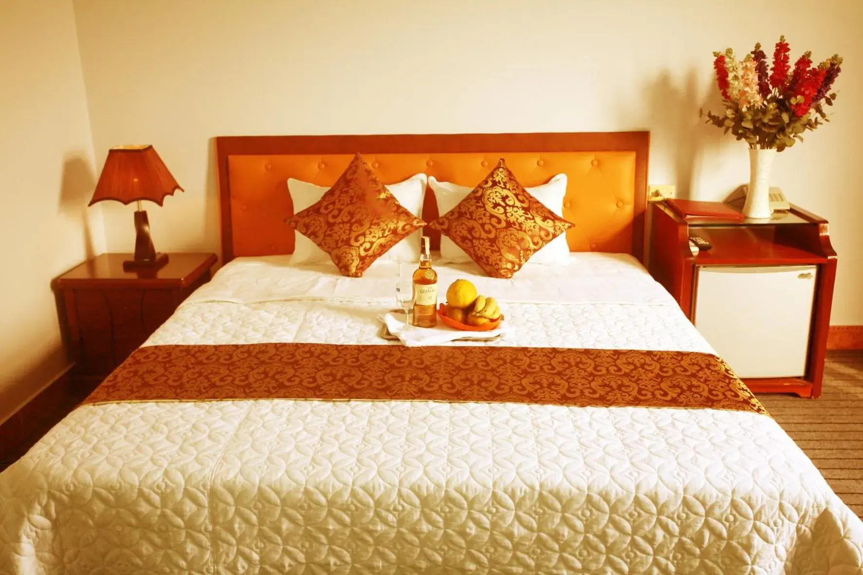 Bed in Van Giang Hotel Bed in Van Giang Hotel