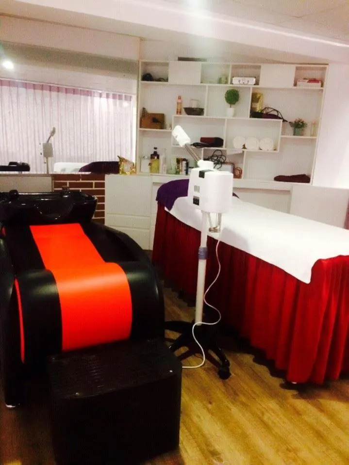 Bed in Van Giang Hotel