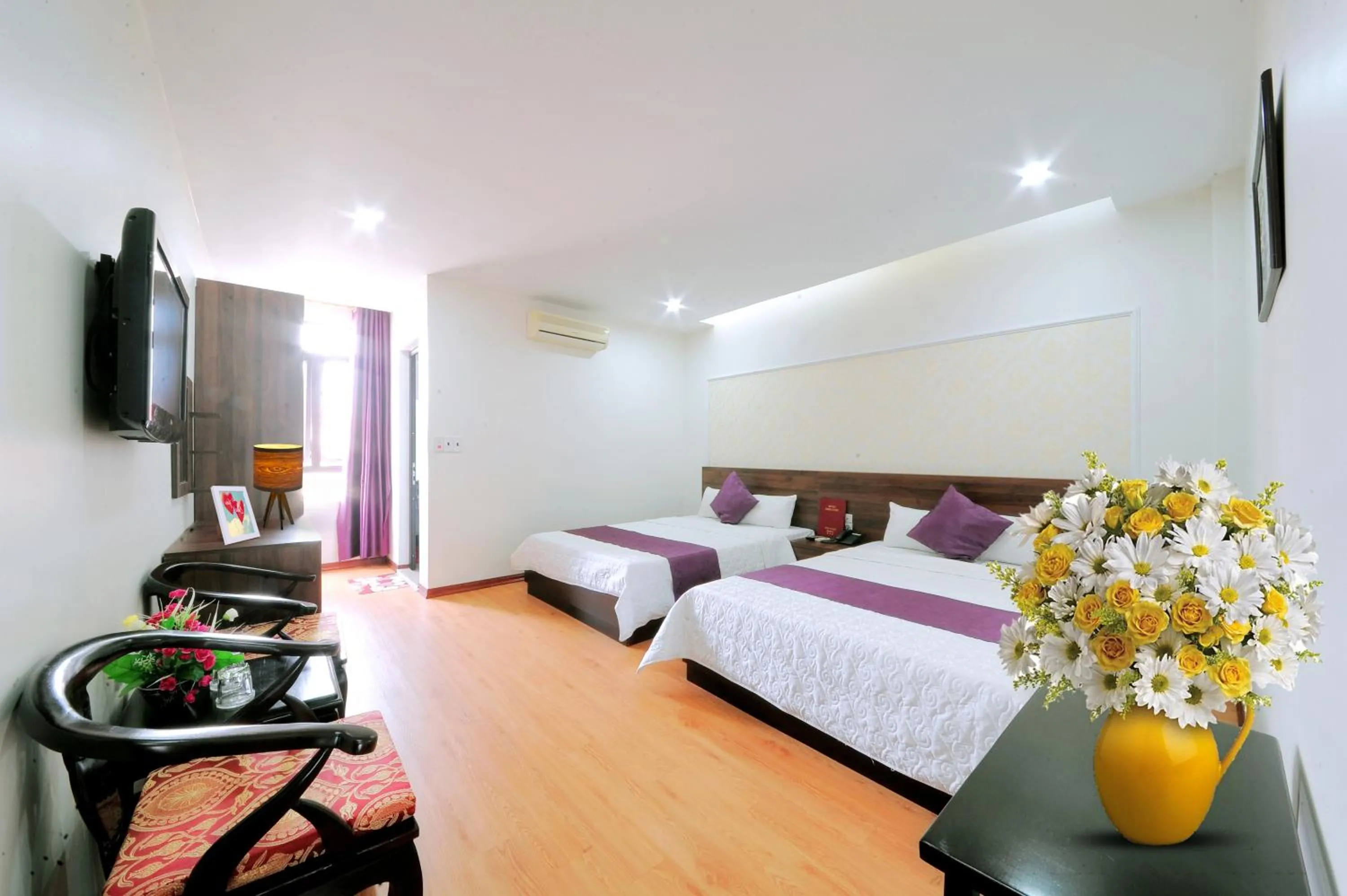 Bed in Van Giang Hotel