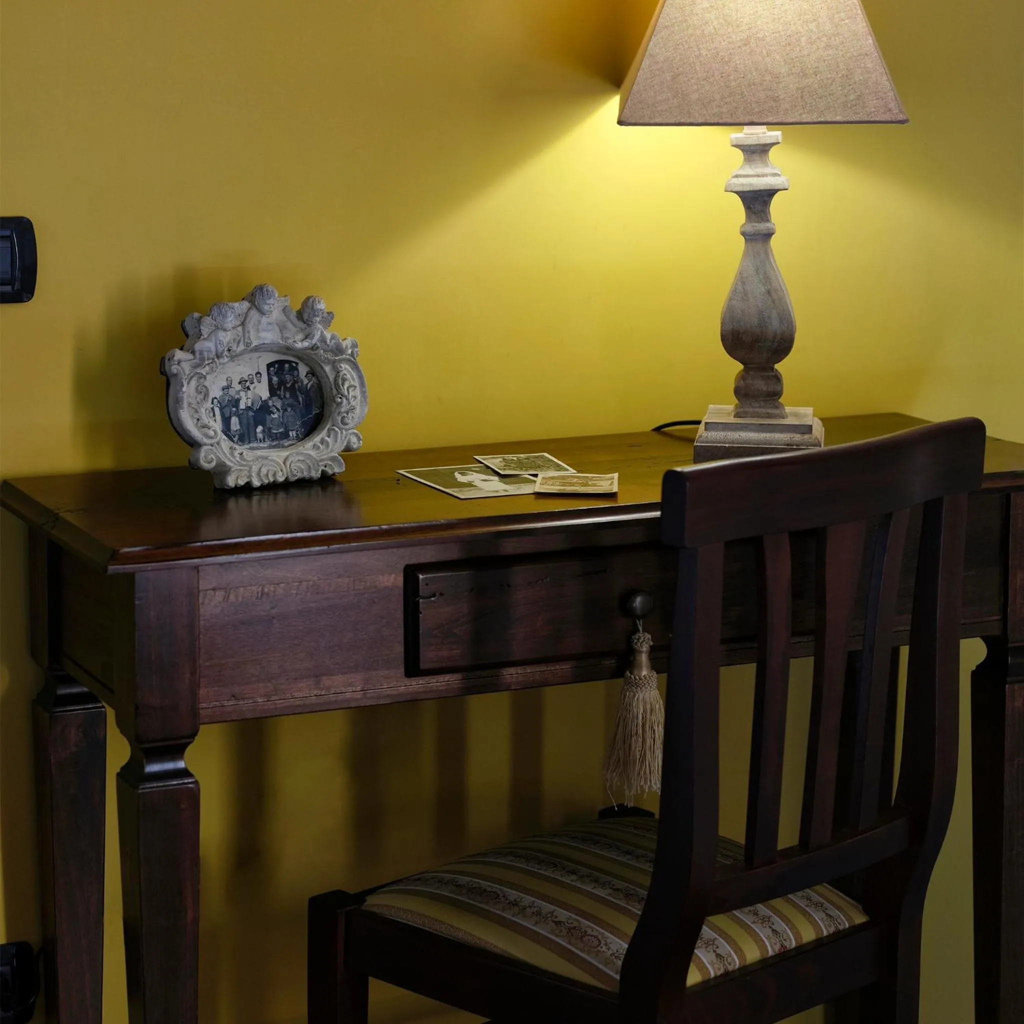 Decorative detail in Piana la Gatta