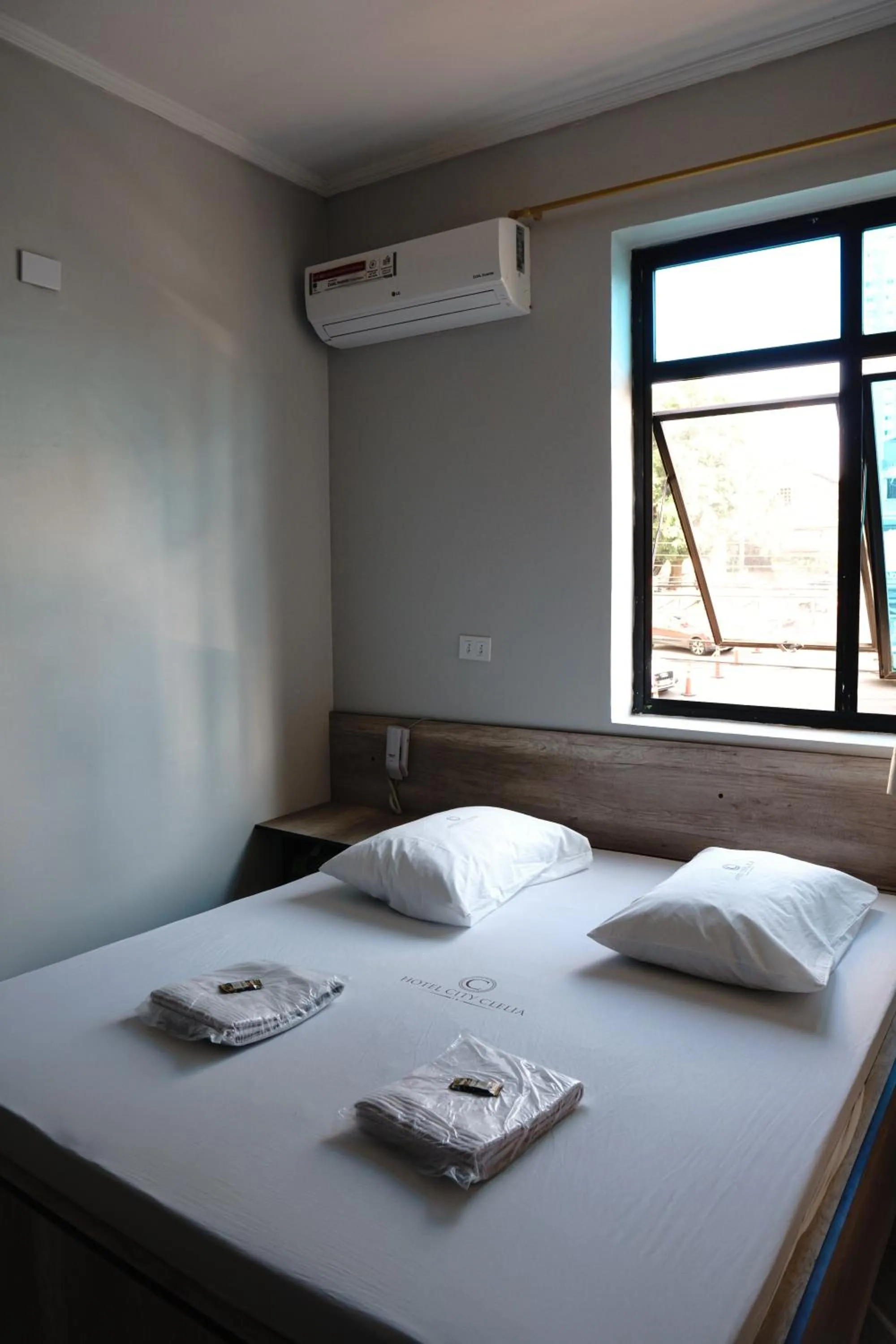 Bed in Hotel city Clélia