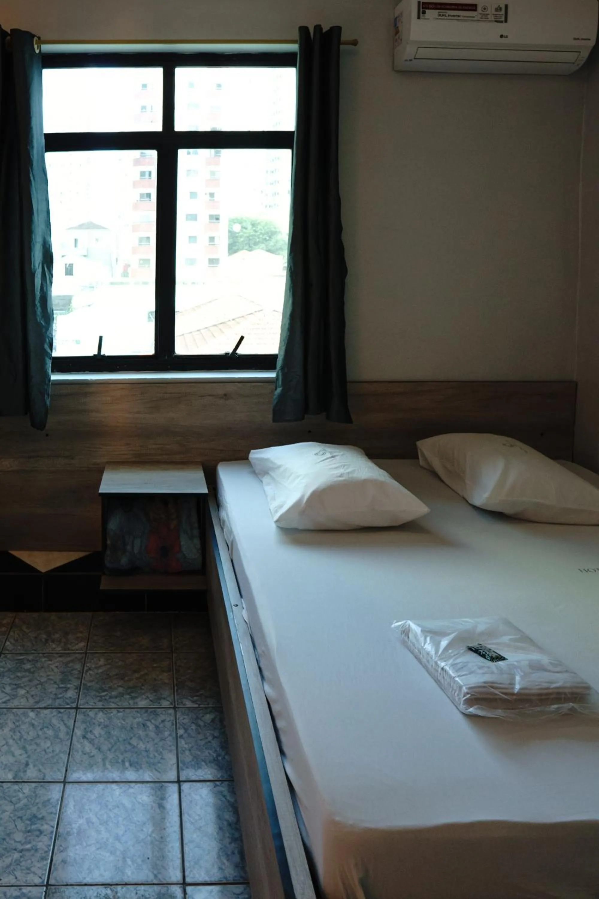 Bed in Hotel city Clélia