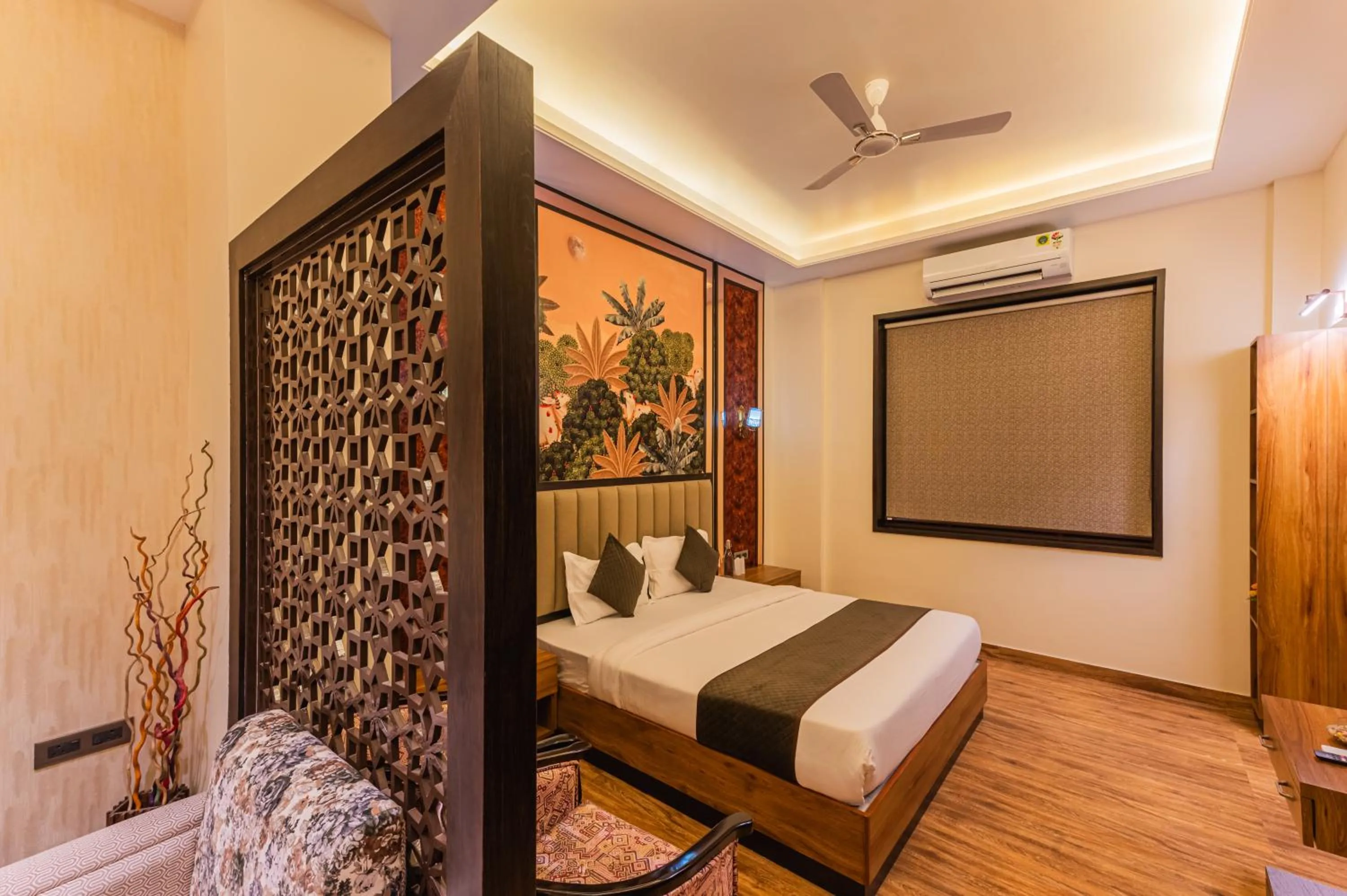 View (from property/room), Bed in Hotel Prime Safari