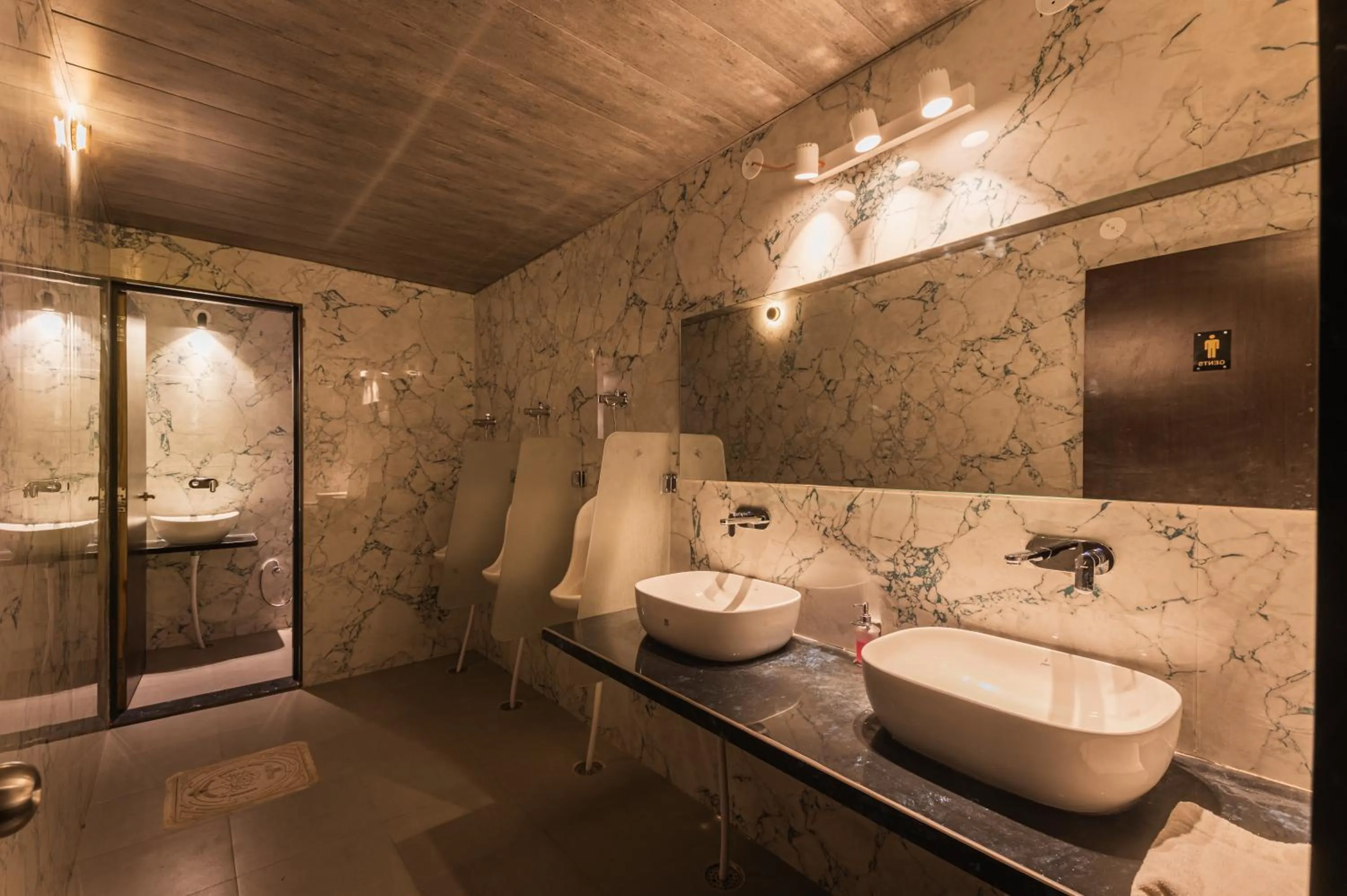 Bathroom in Hotel Prime Safari