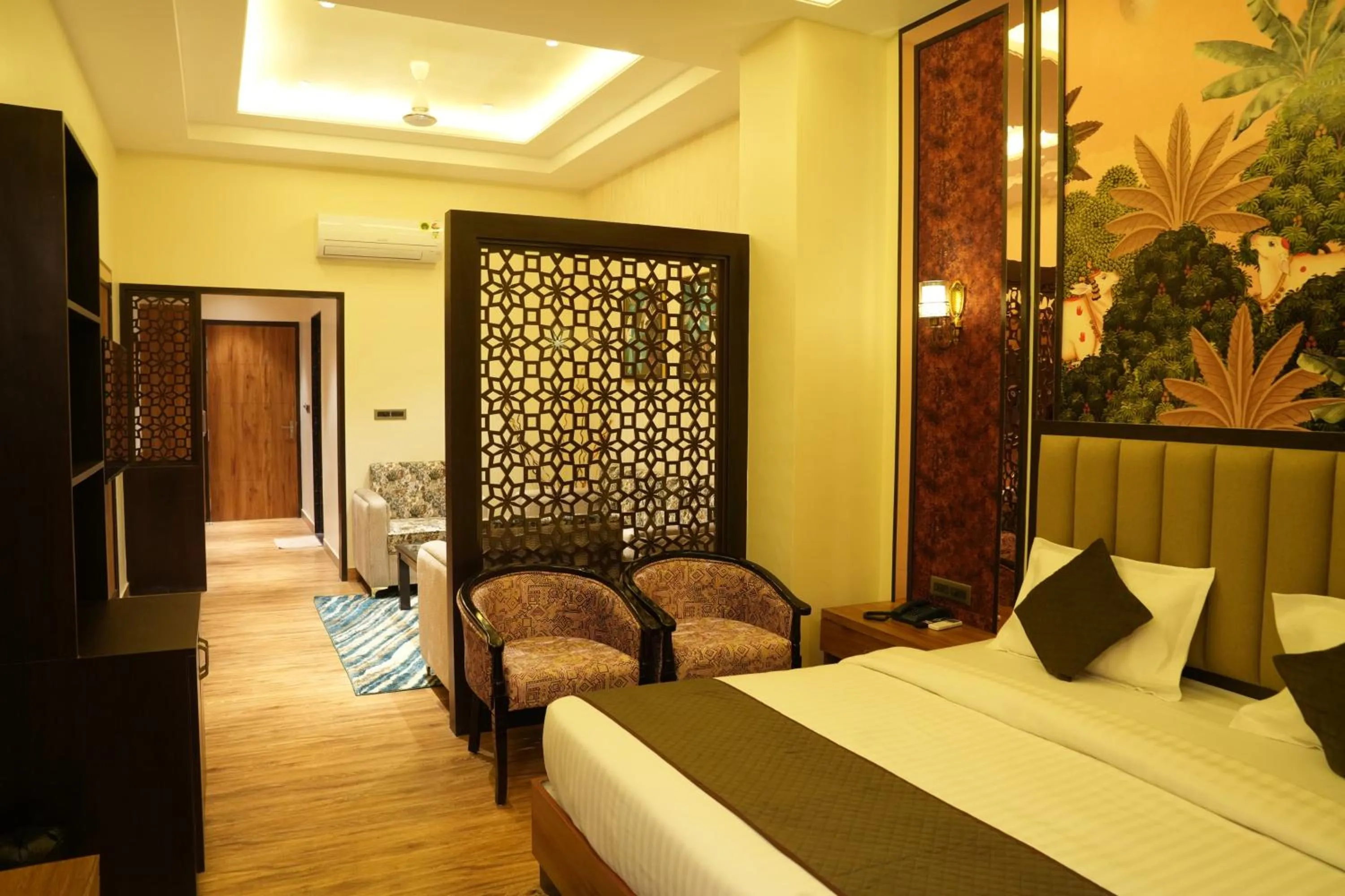 Bedroom, Bed in Hotel Prime Safari