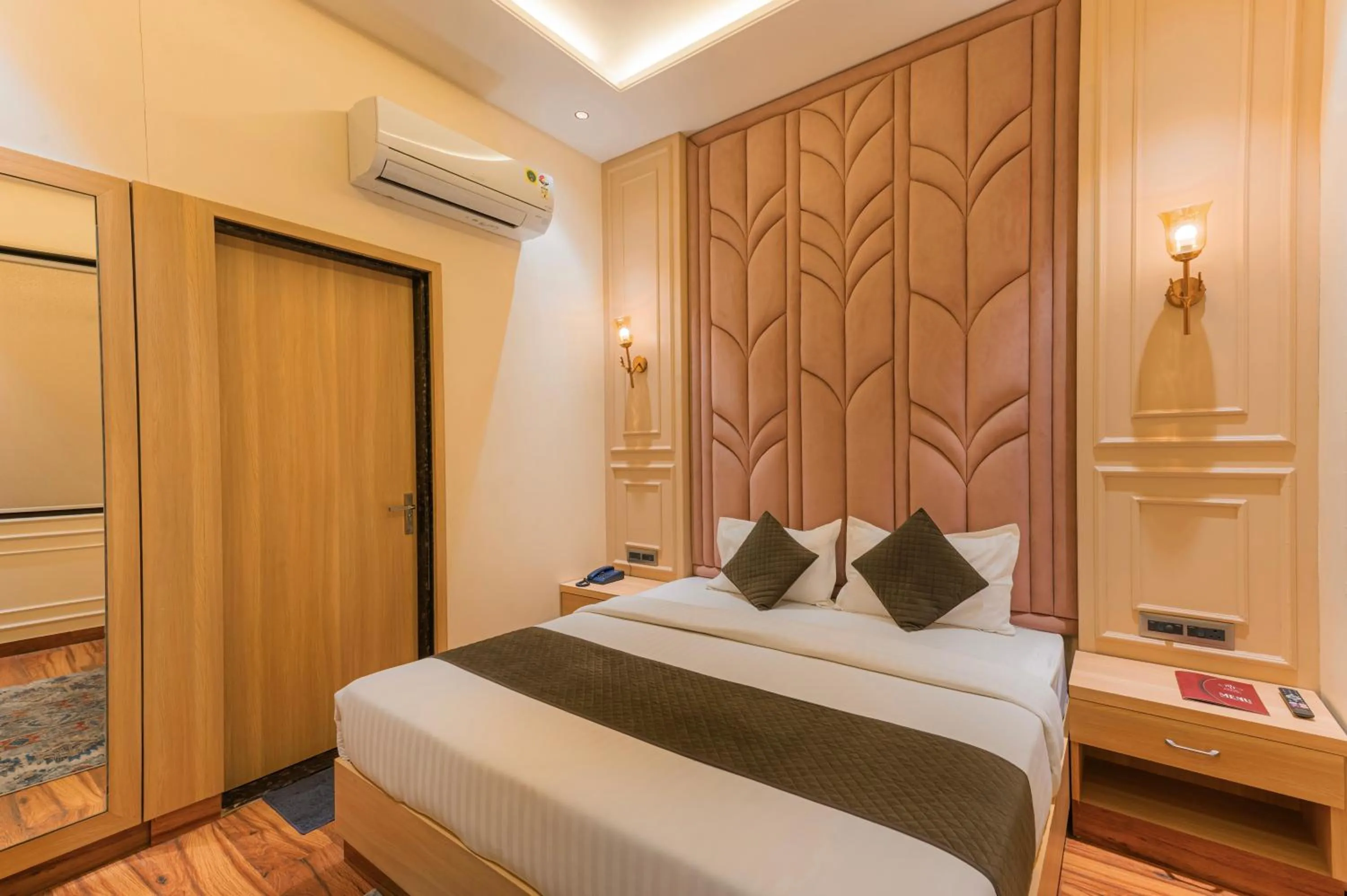 Bedroom, Bed in Hotel Prime Safari