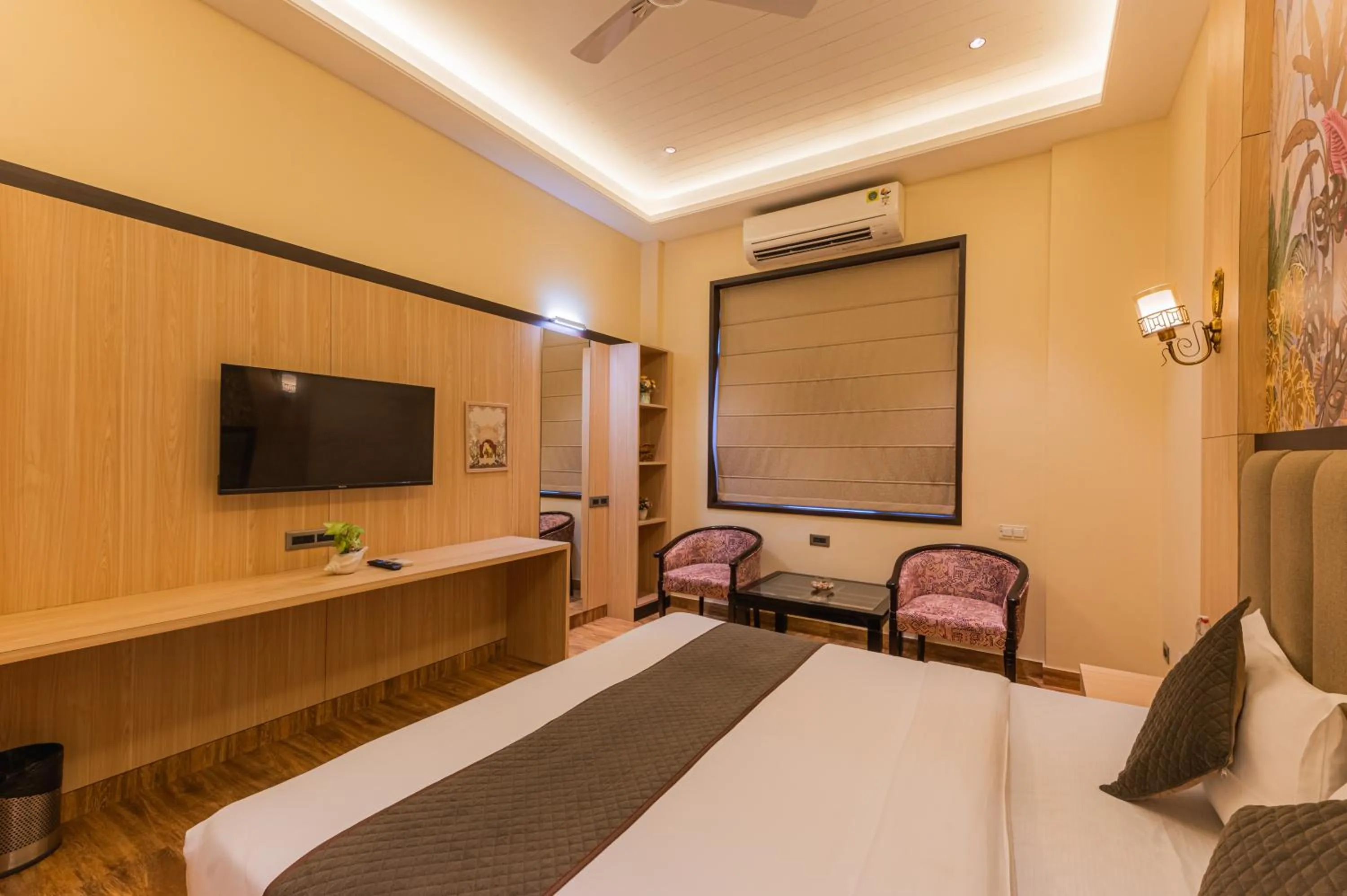 Bedroom, Bed in Hotel Prime Safari