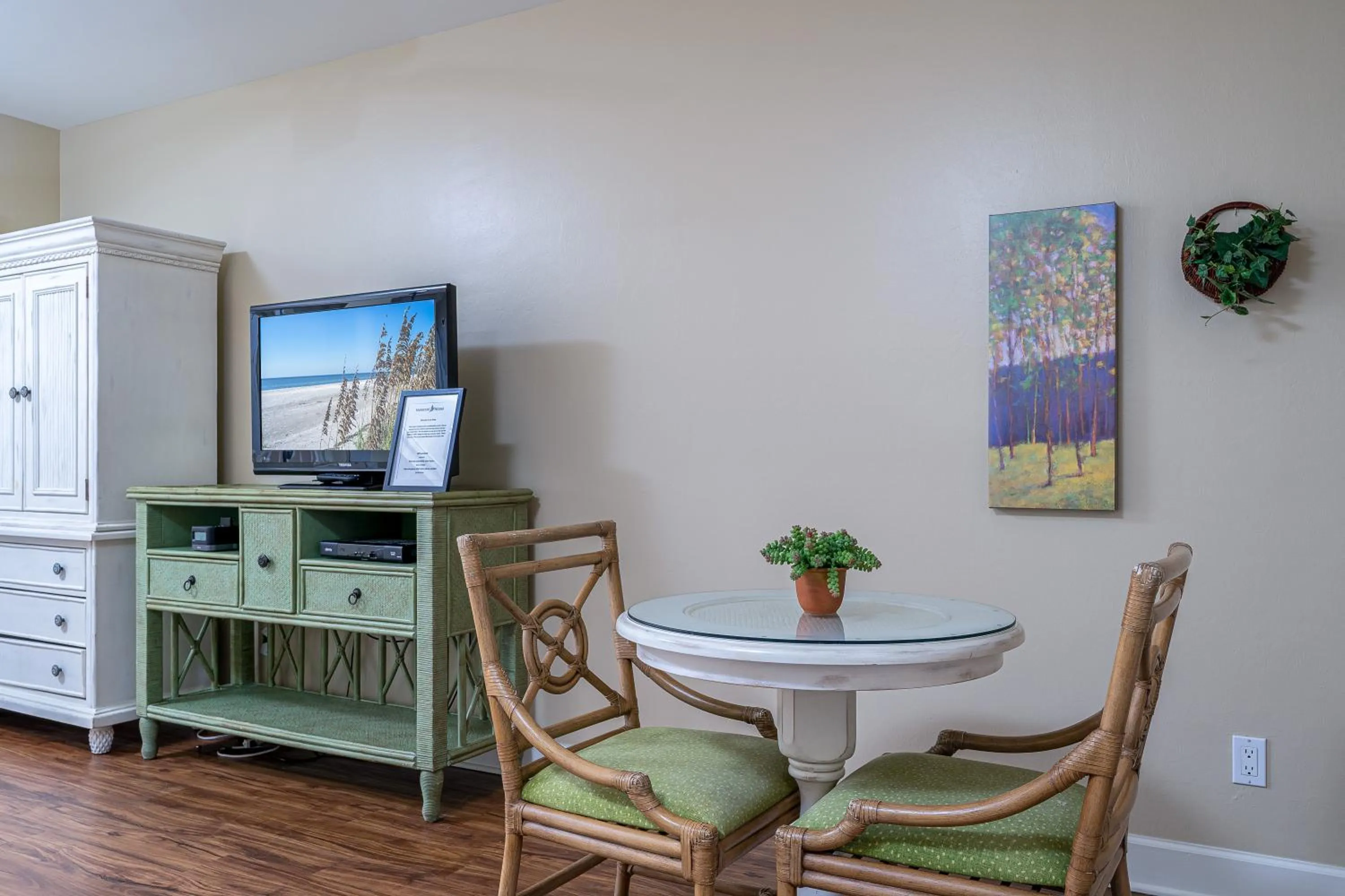 Harbour House at the Inn 208