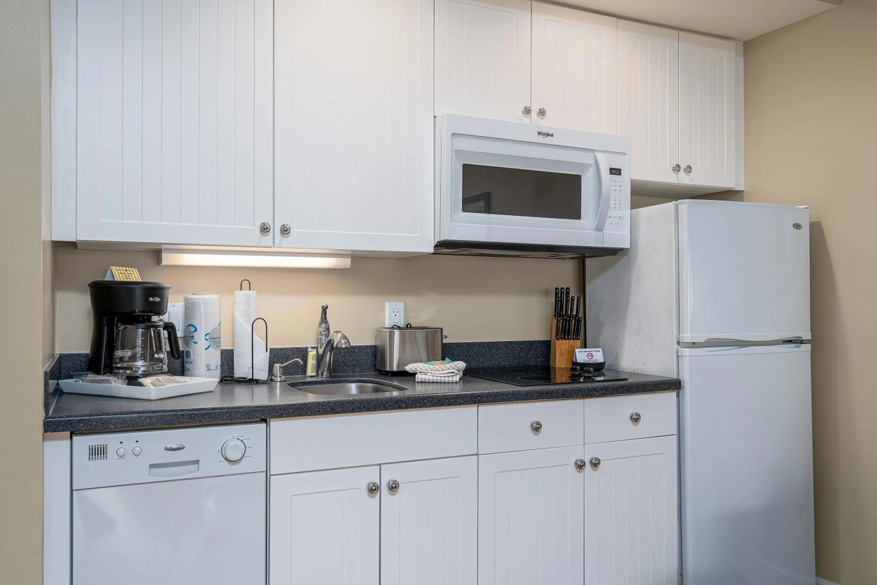 Harbour House at the Inn 208