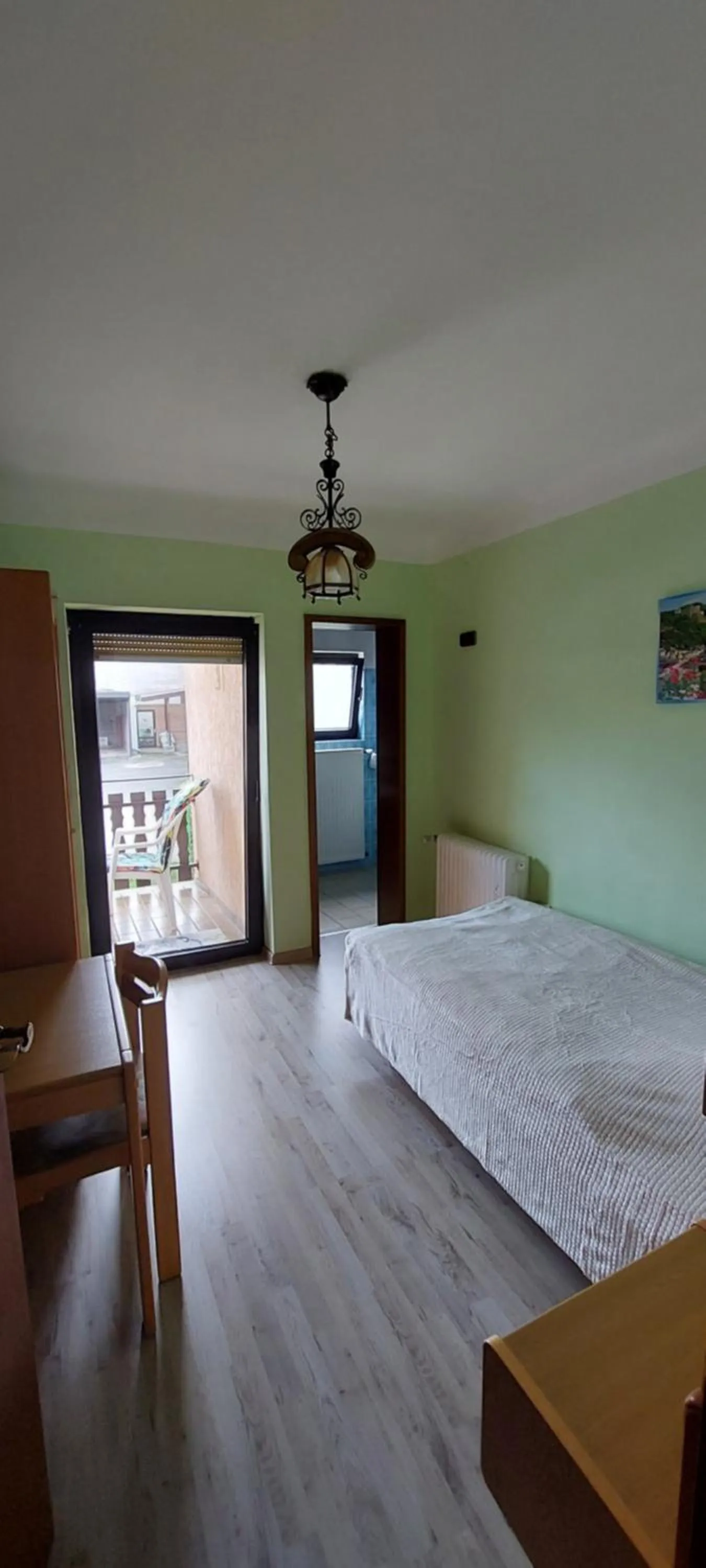 Bed in Black Bear Bikers Pub-Hotel