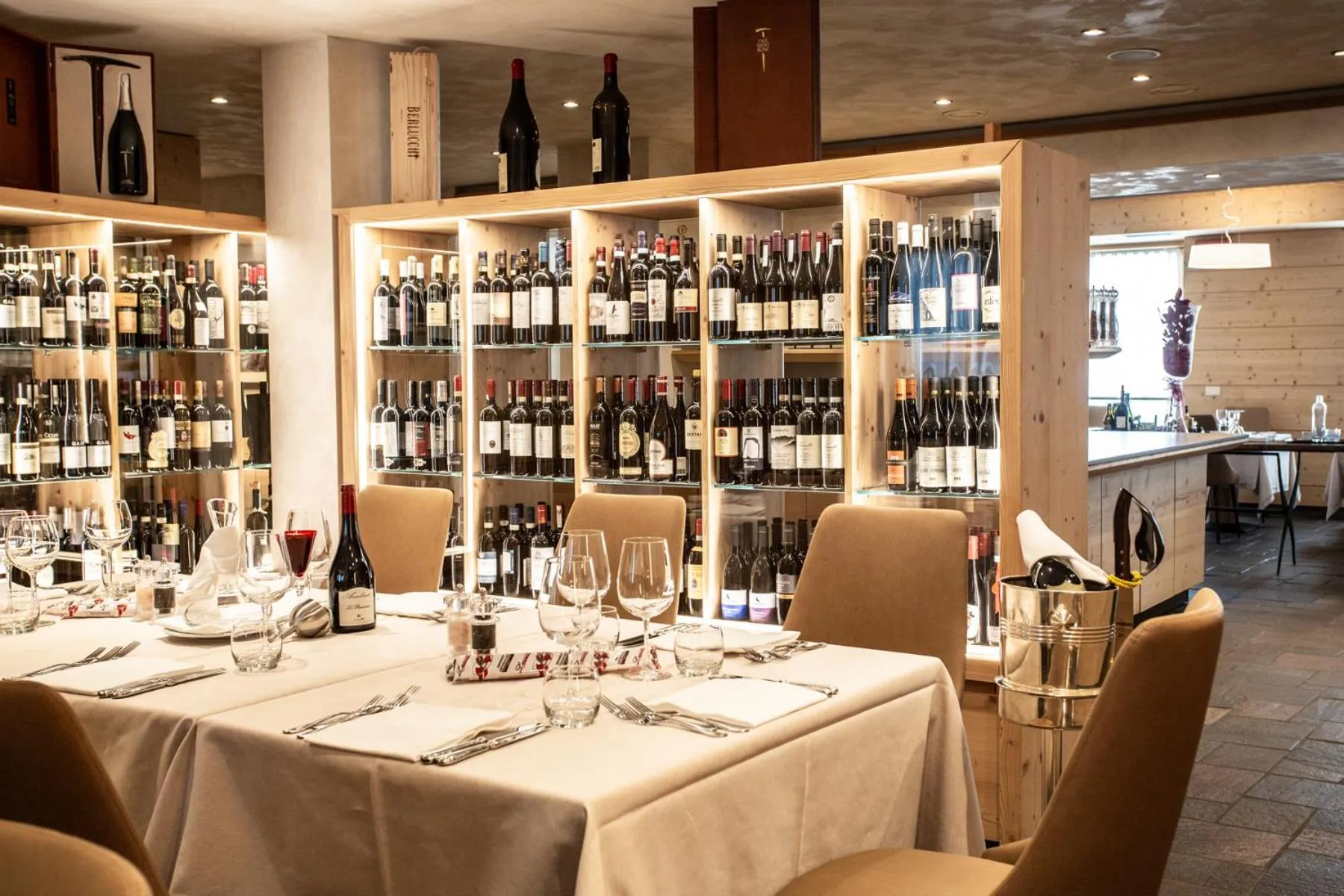 Restaurant/places to eat in Sertorelli Sporthotel