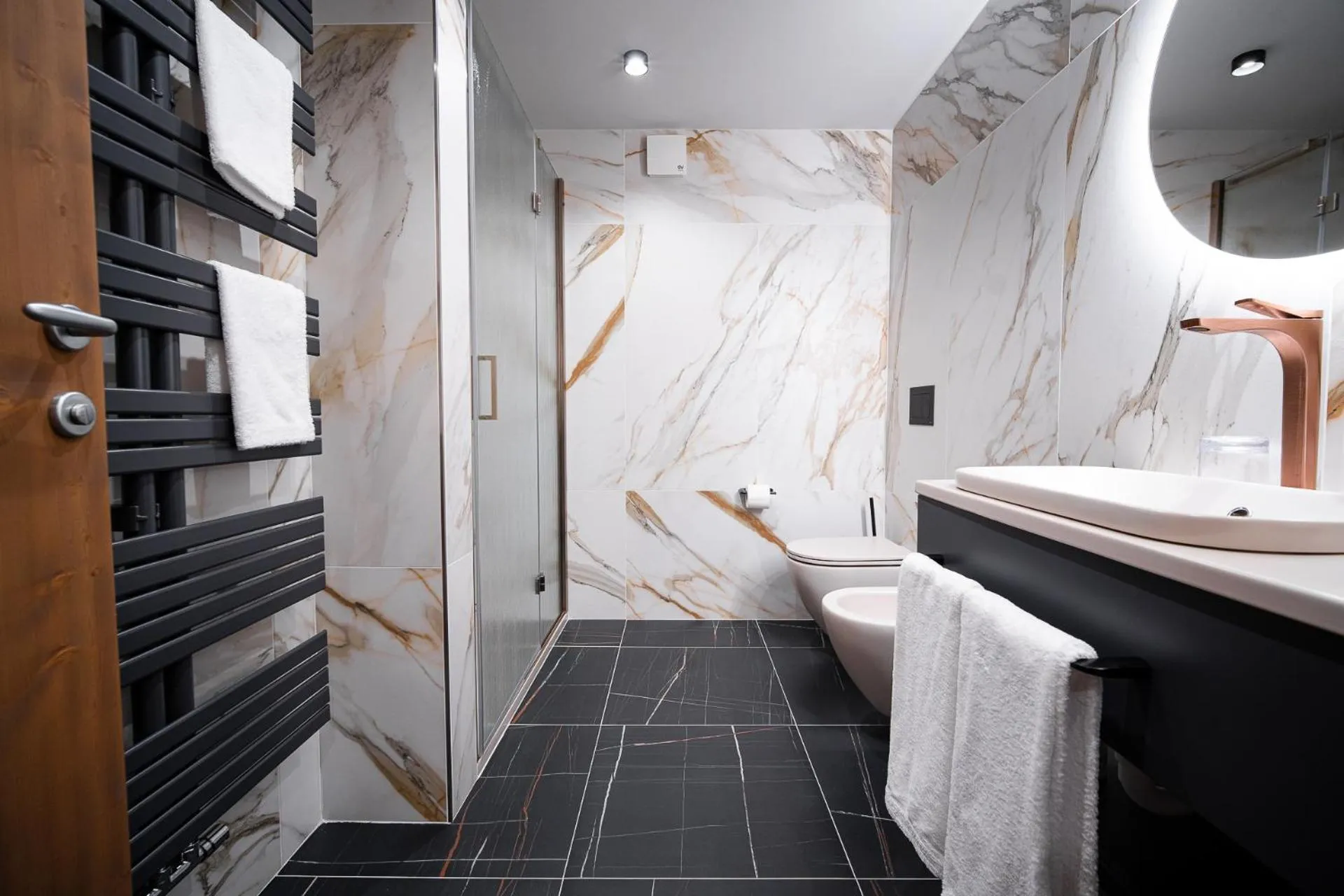 Bathroom in Sertorelli Sporthotel