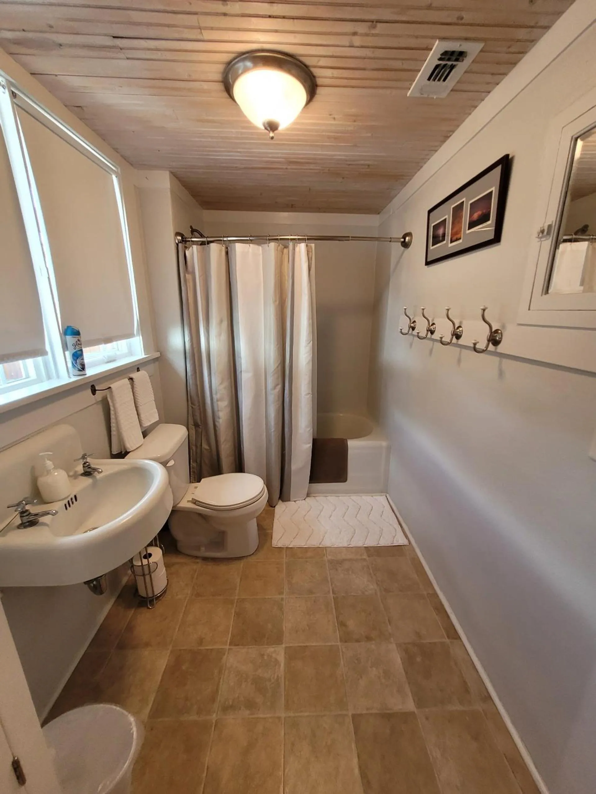 Bathroom in Holland House - Historic and Sophisticated