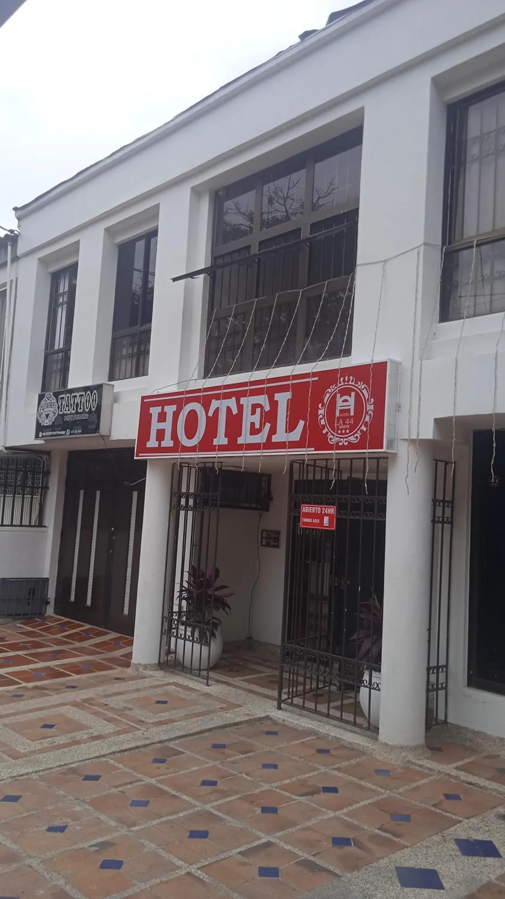 Property building in Hotel Ayenda La 44 Norte