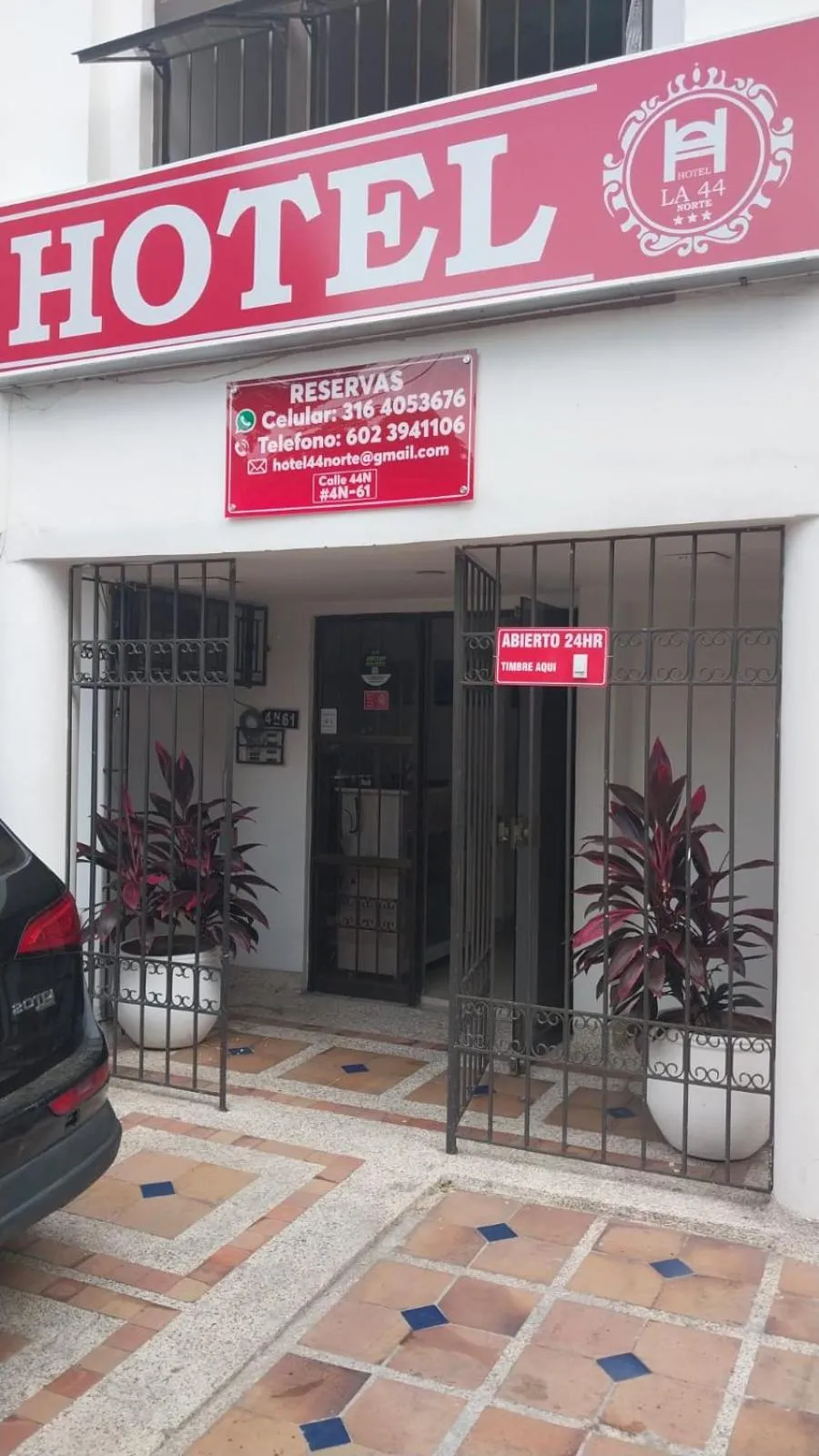 Property building in Hotel Ayenda La 44 Norte