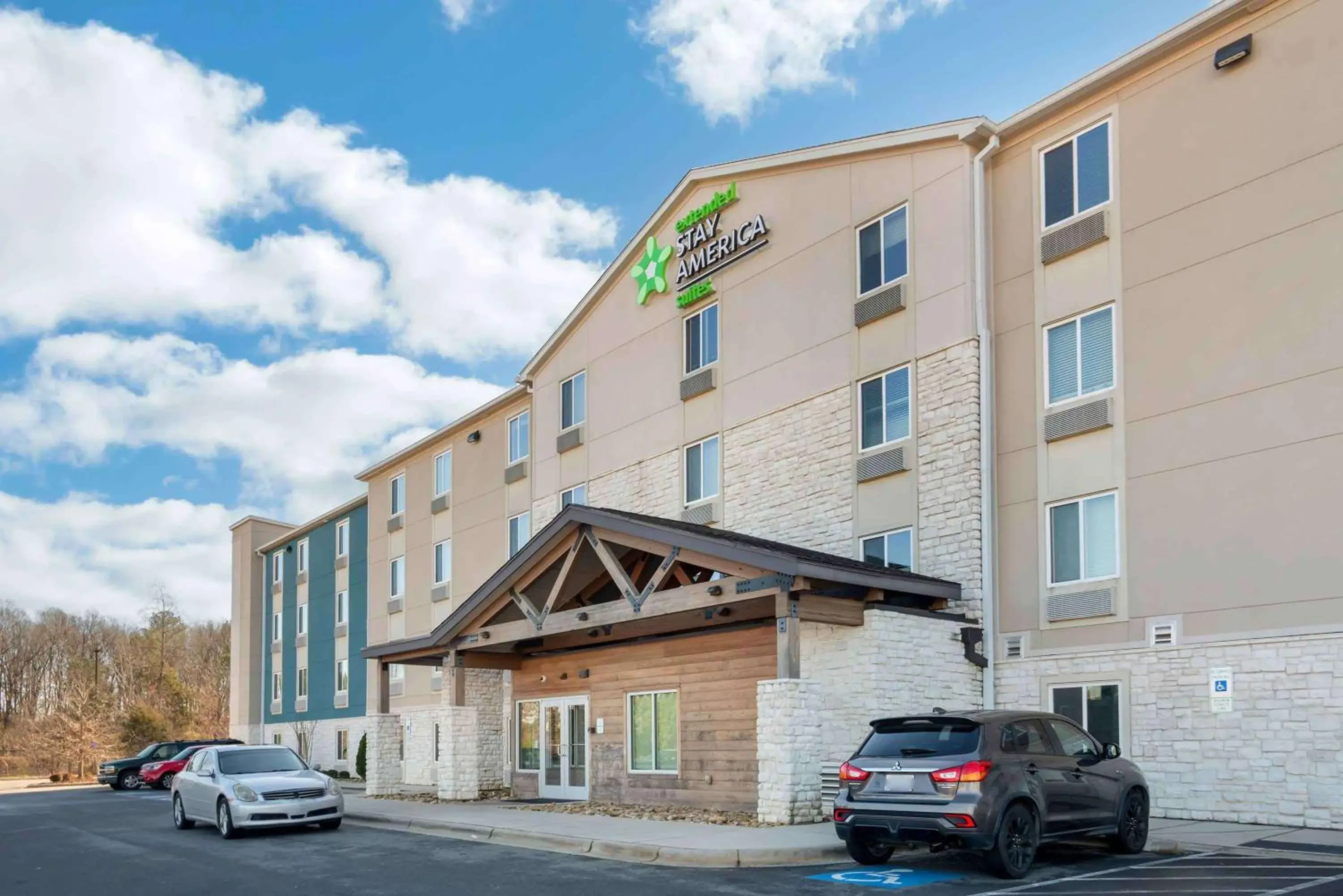 Property Building in Extended Stay America Suites - Charlotte - Northlake