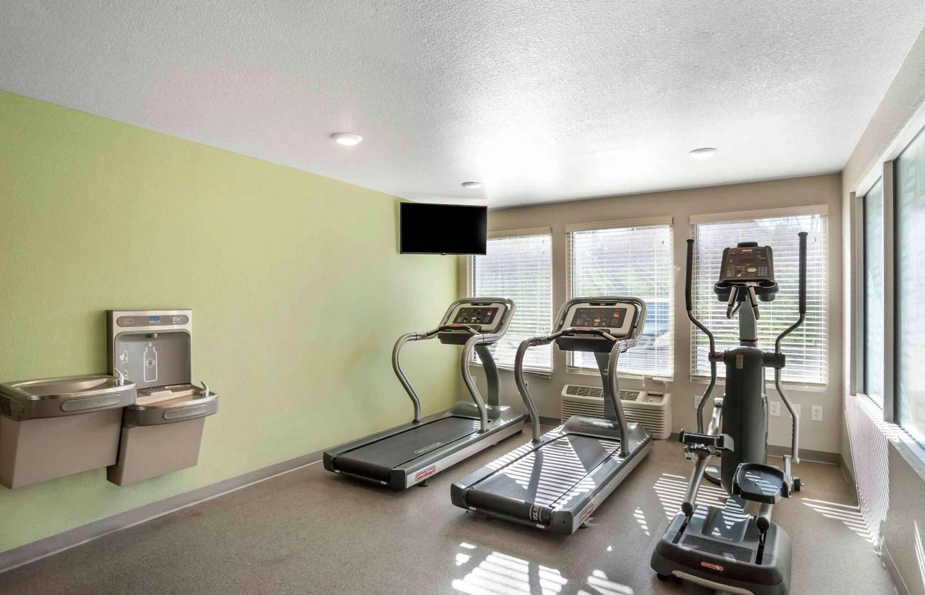 Fitness centre/facilities in Extended Stay America Select Suites - Charlotte - Northlake