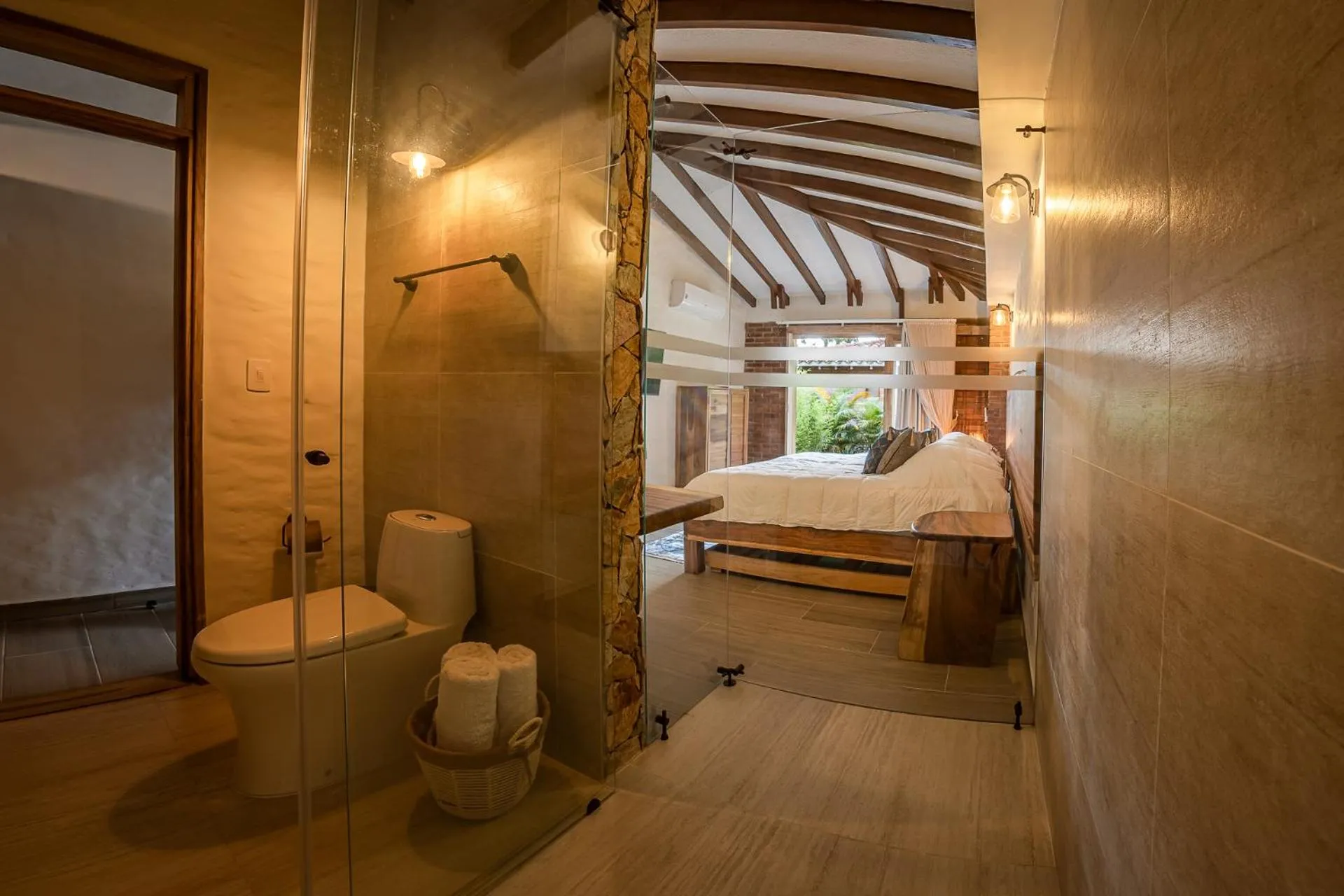 Bathroom, Bed in PETRA SANTA HOTEL BOUTIQUE