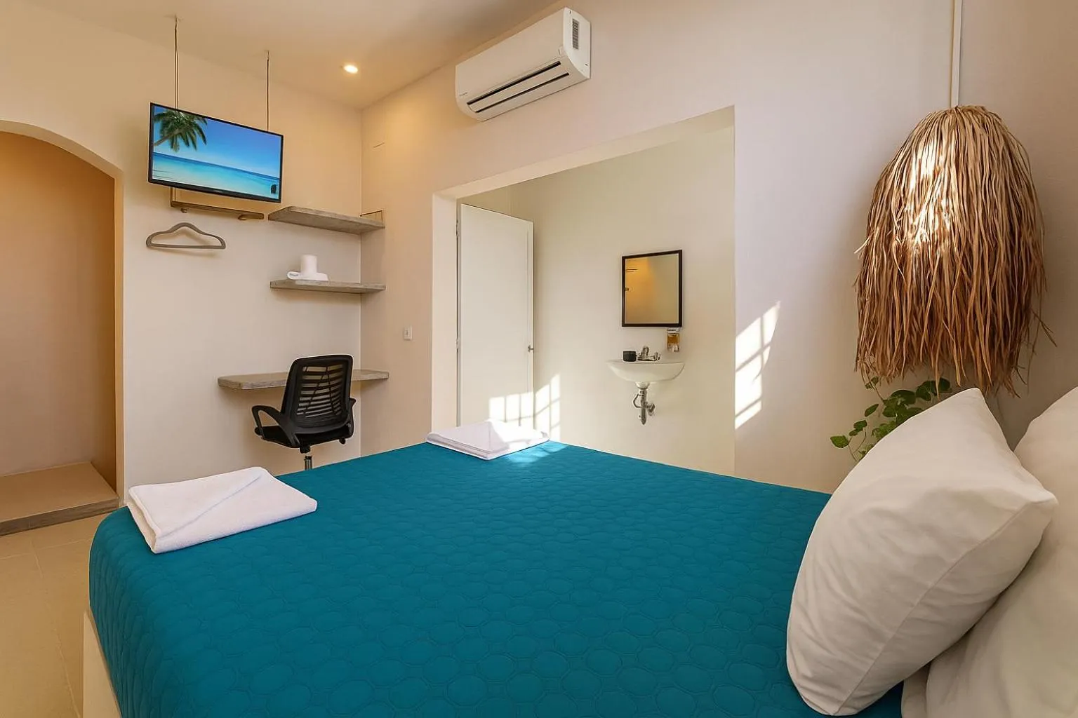 TV and multimedia, Bed in Kassia Tulum