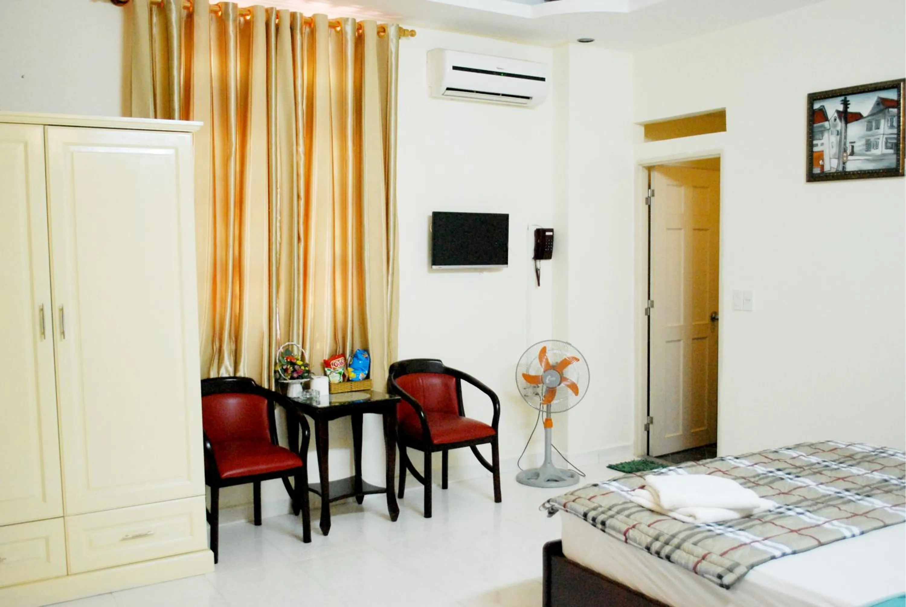 Bed in Lan Anh Hotel