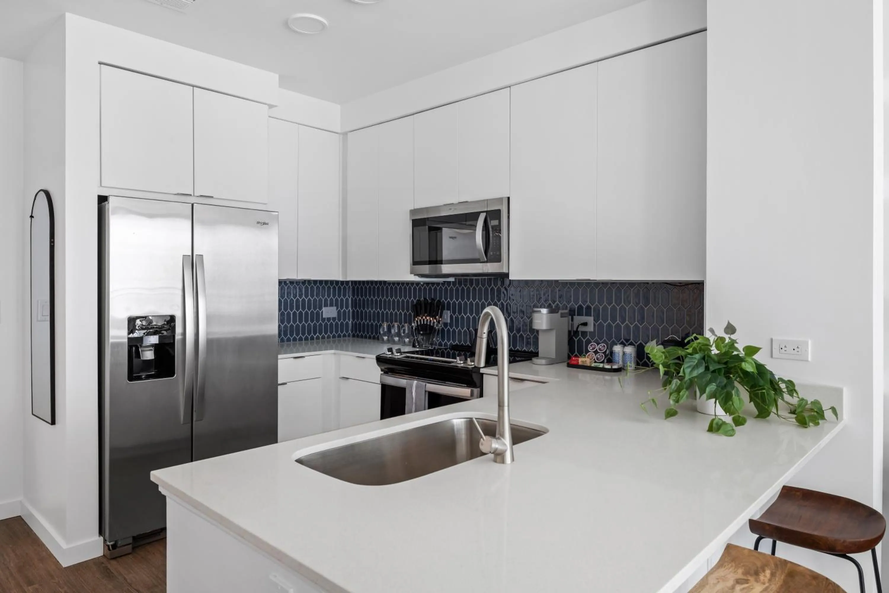 Kitchen or kitchenette in Mint House Nashville - The Gulch - Division St