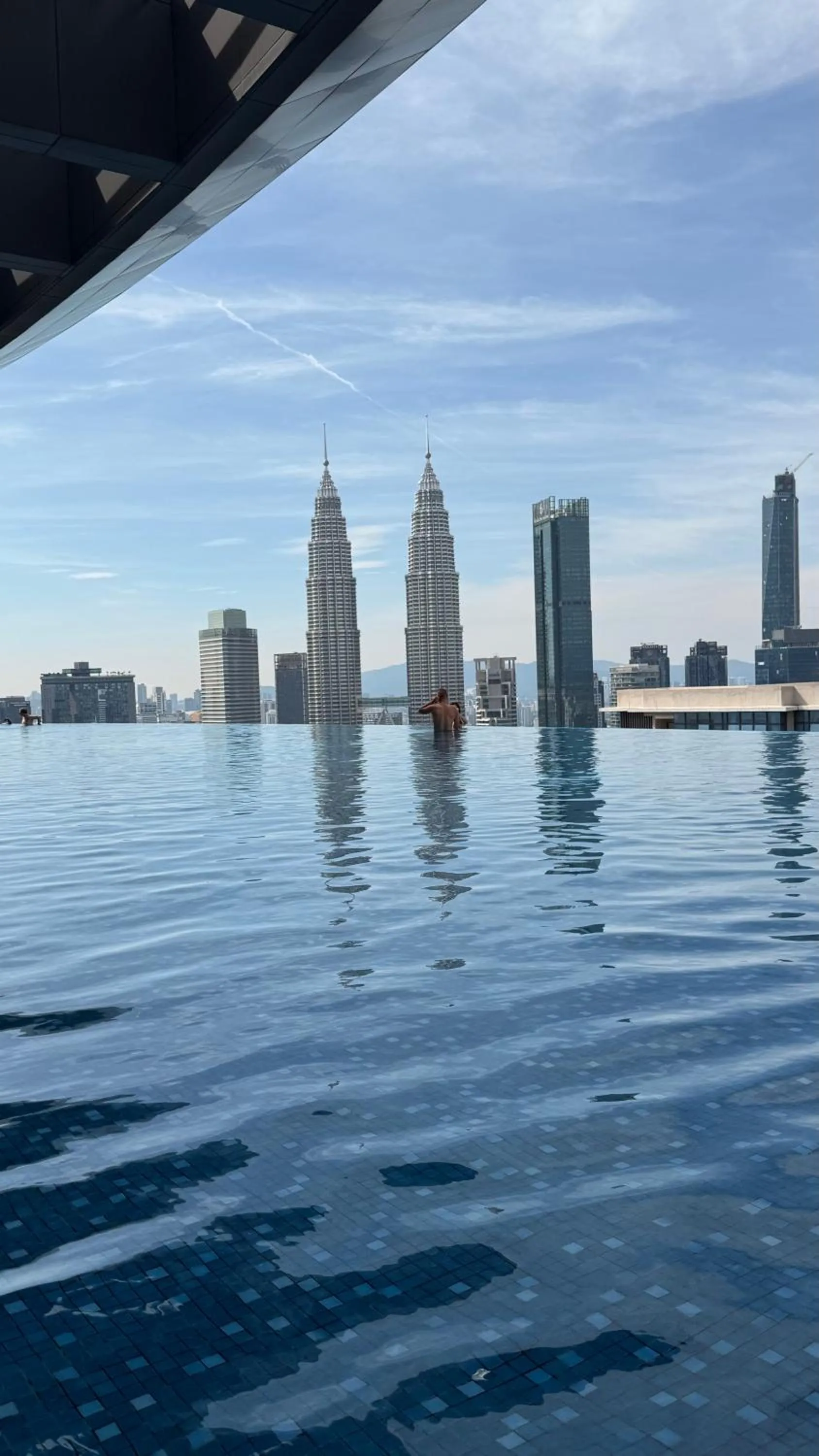 City view in Eaton Residence KLCC By Flixses