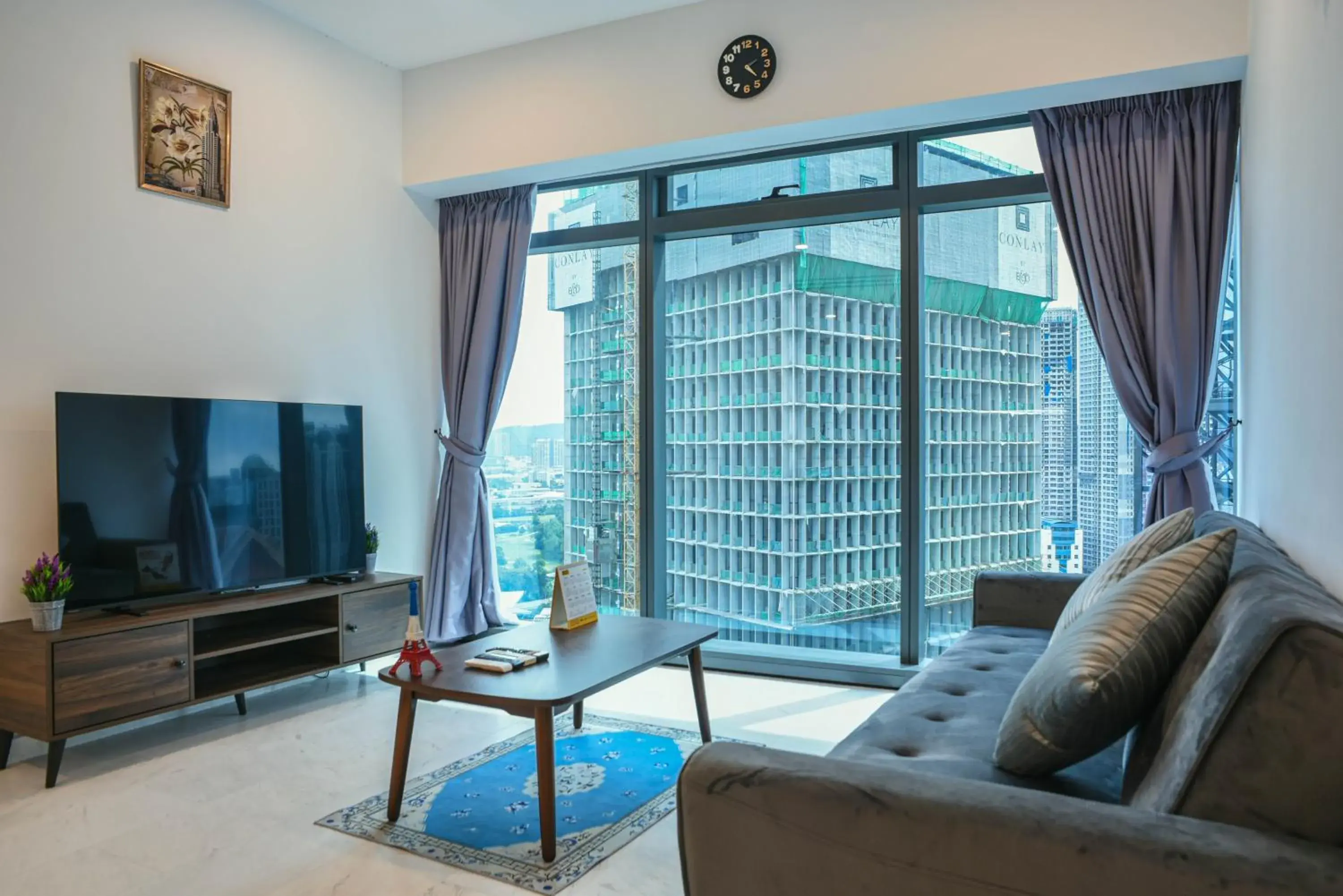 Two-Bedroom Apartment in Eaton Residence KLCC By Flixses Two-Bedroom Apartment in Eaton Residence KLCC By Flixses