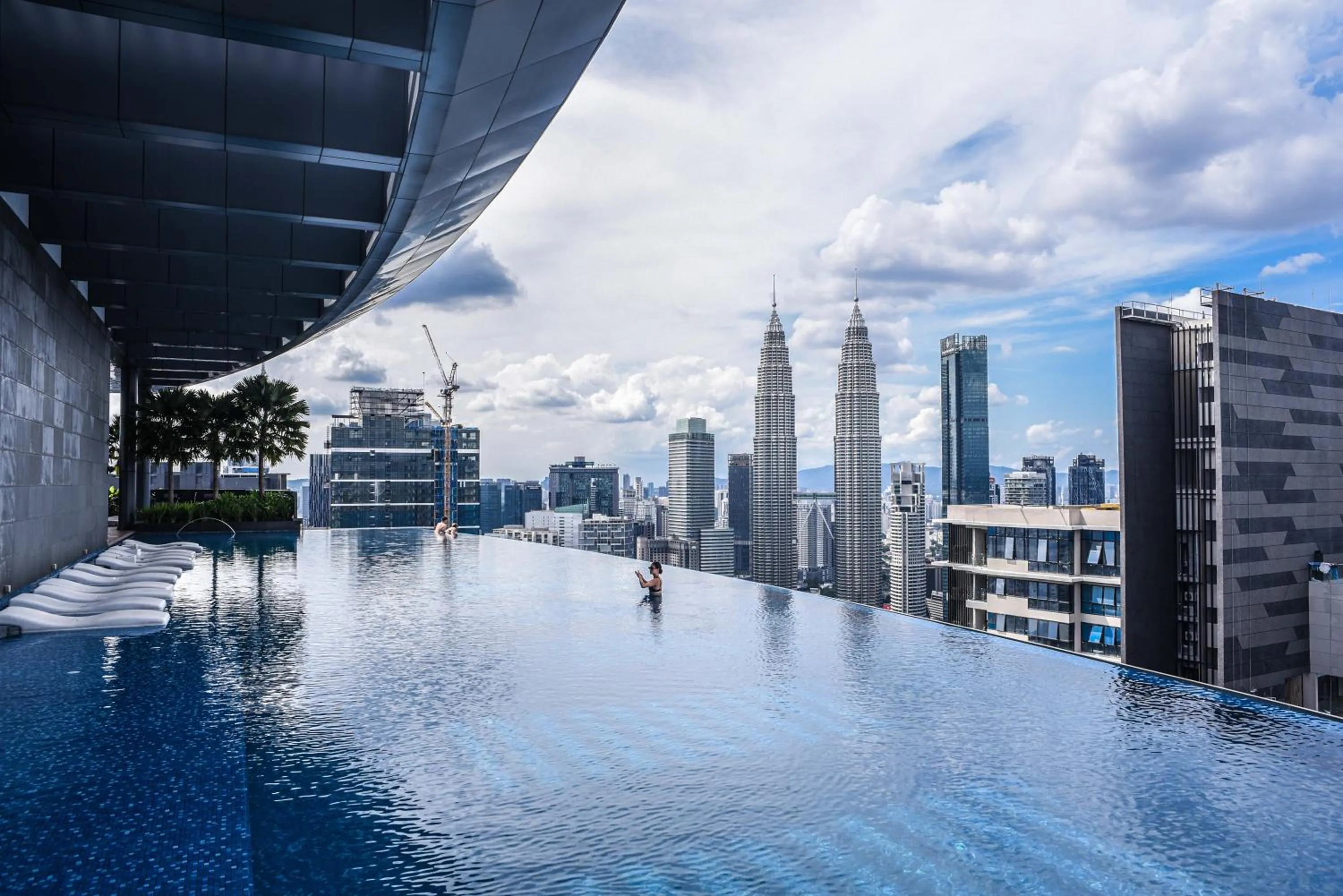 City view in Eaton Residence KLCC By Flixses