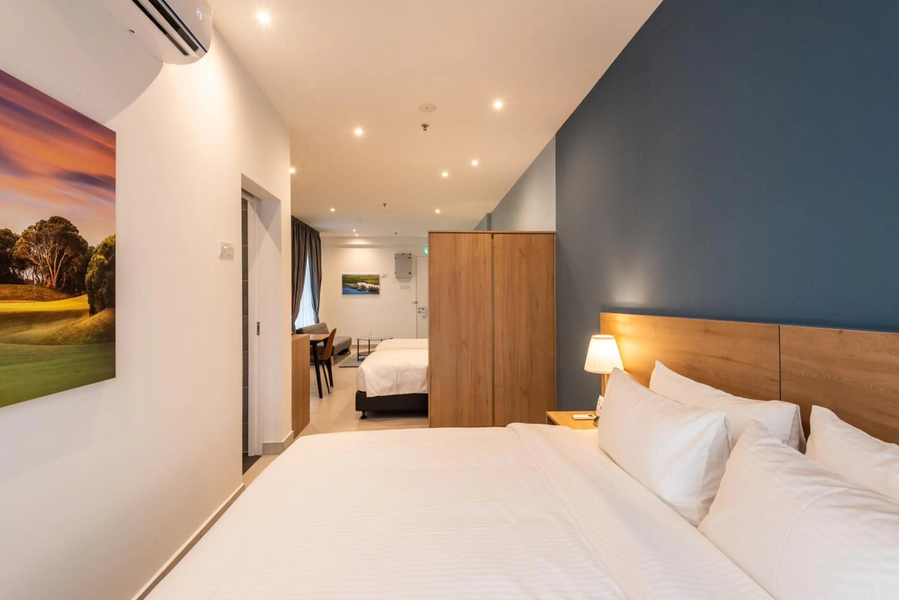 Bed in The Signature Serviced Suites & Office Puchong