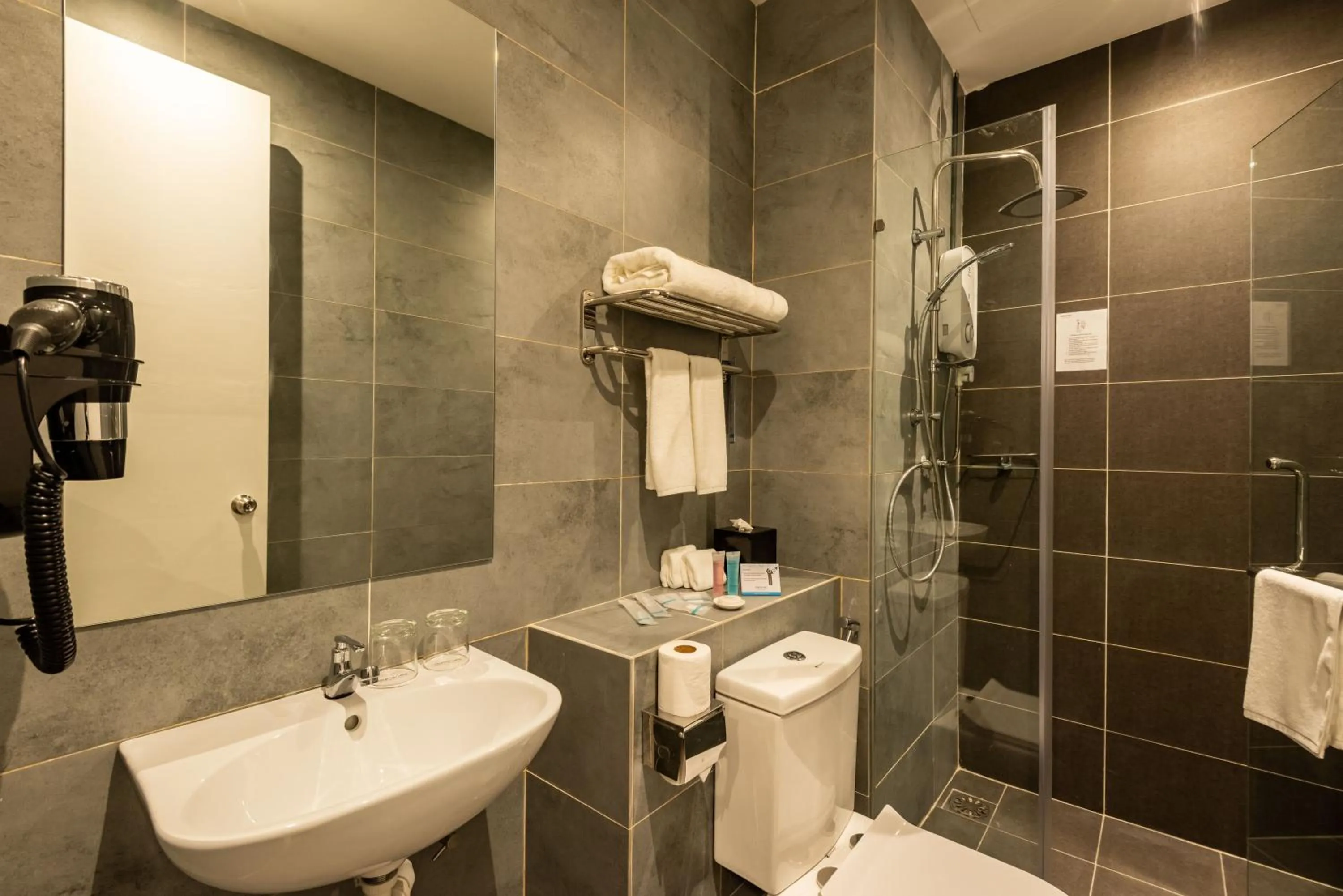 The Signature Serviced Suites & Office Puchong