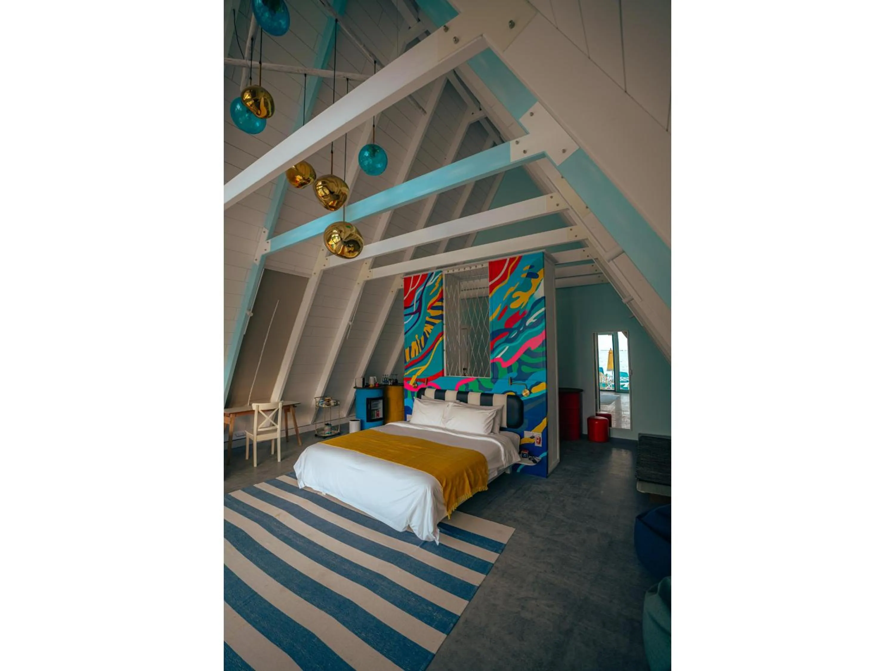 Bedroom, Bed in Oaga Art Resort Maldives - All Inclusive