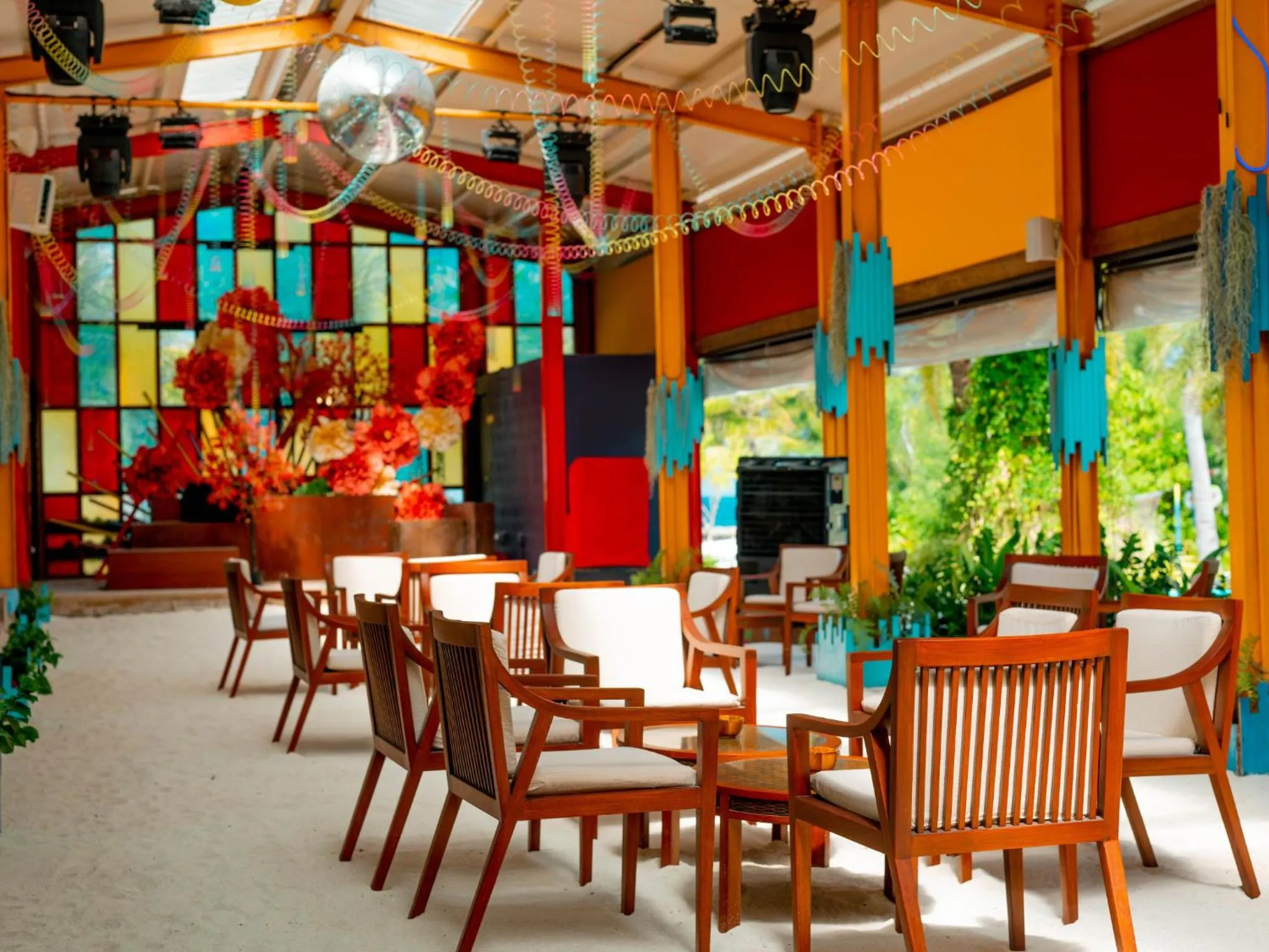 Restaurant/places to eat in Oaga Art Resort Maldives - All Inclusive