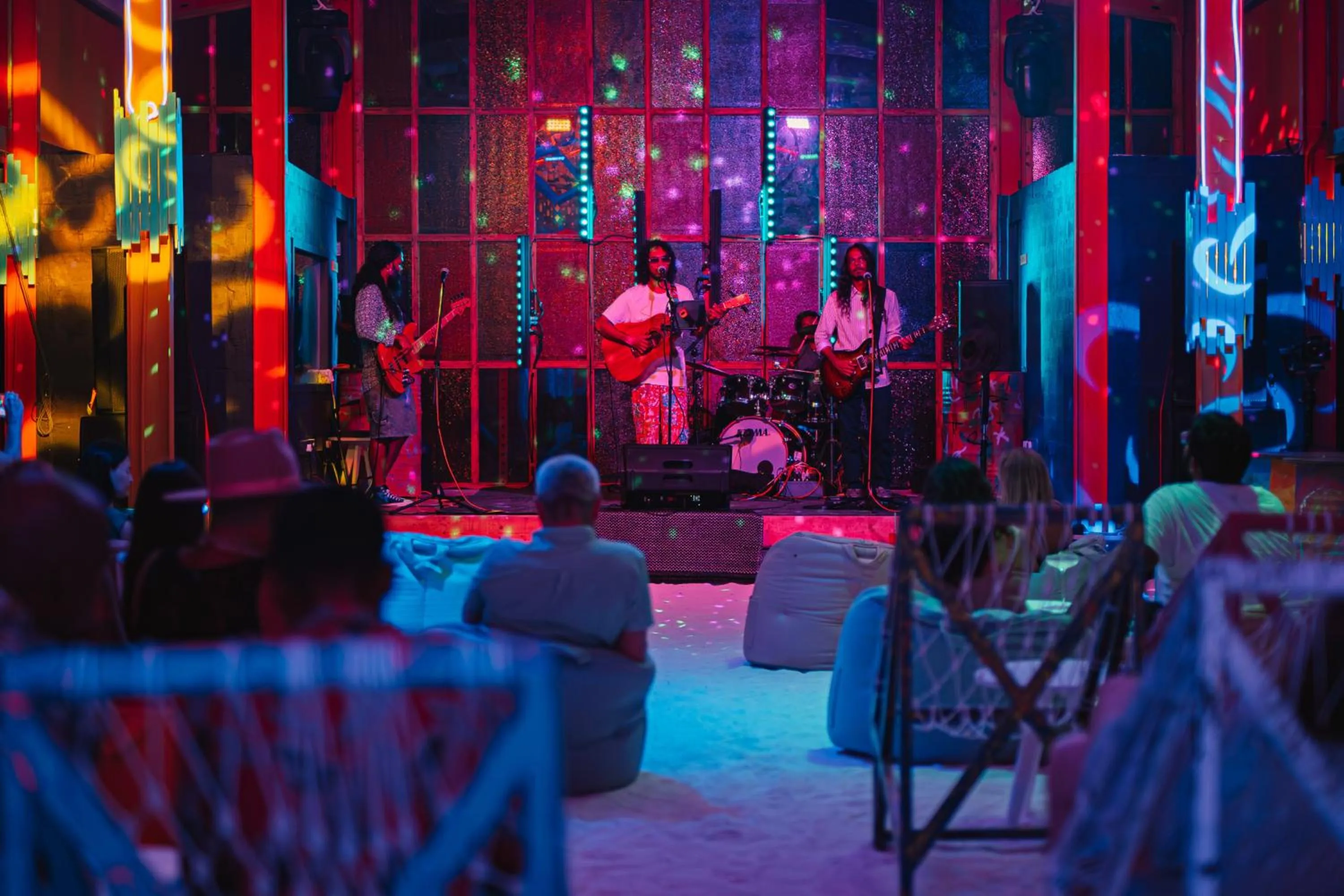 Entertainment in Oaga Art Resort Maldives - All Inclusive