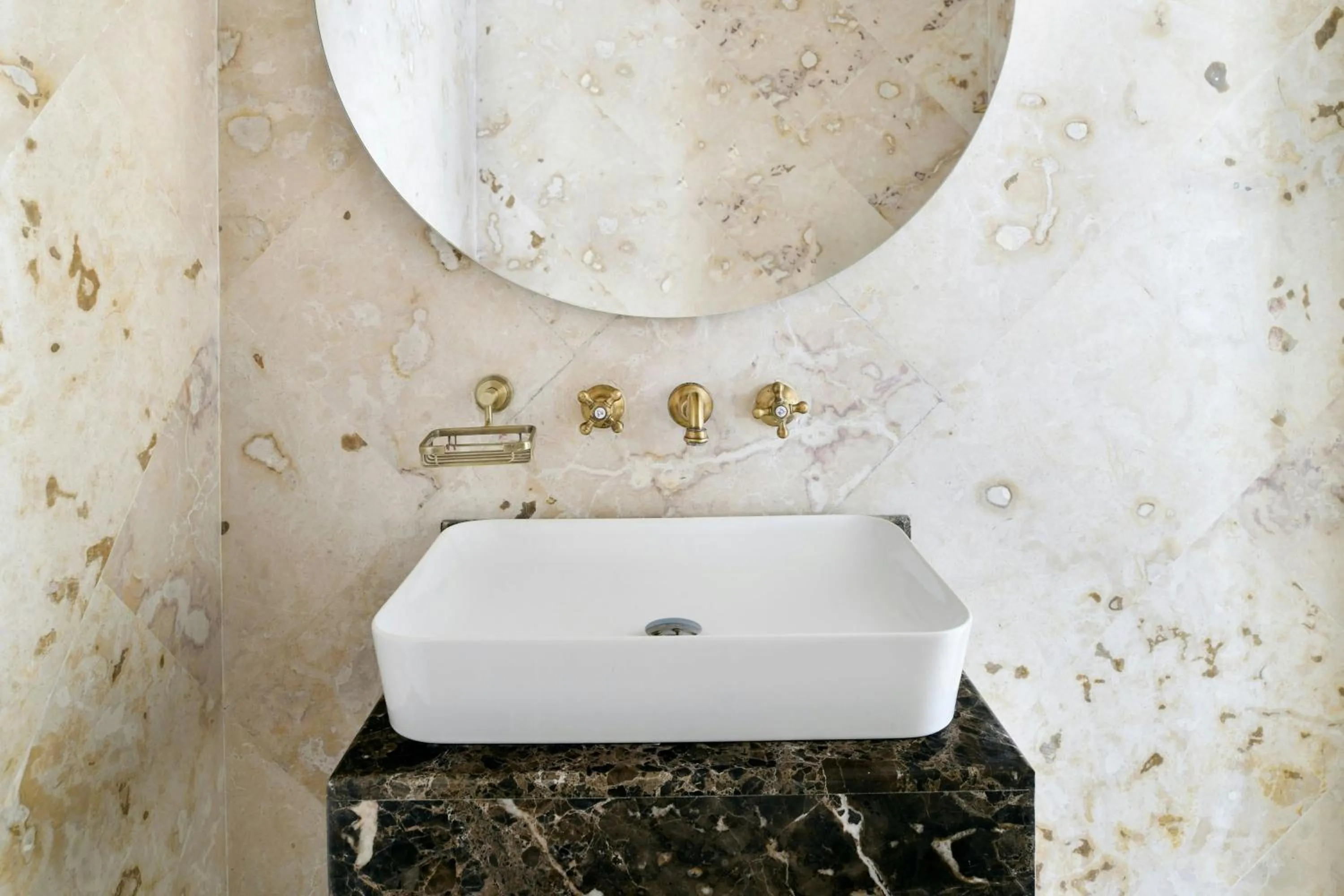 Swimming pool in Al Samriya Hotel, Doha, Autograph Collection