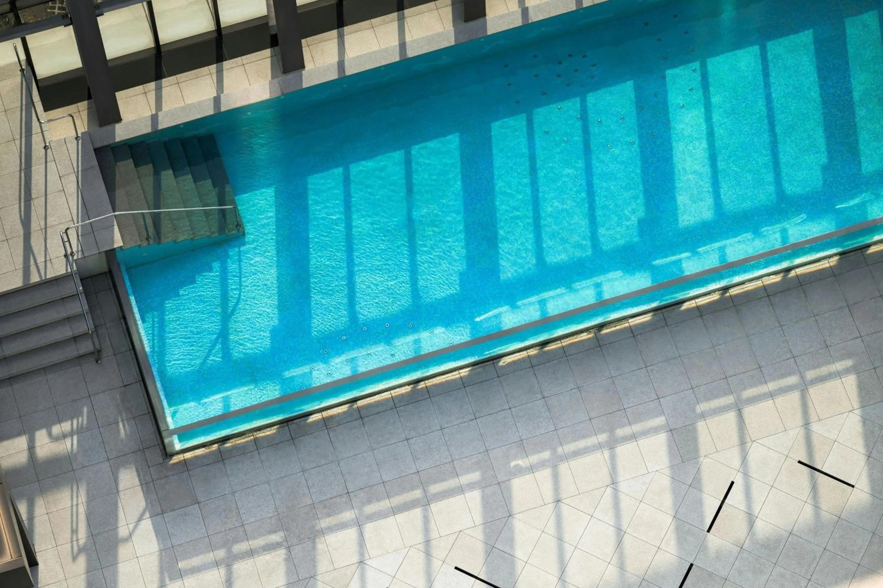 Swimming pool in Le Meridien Taichung