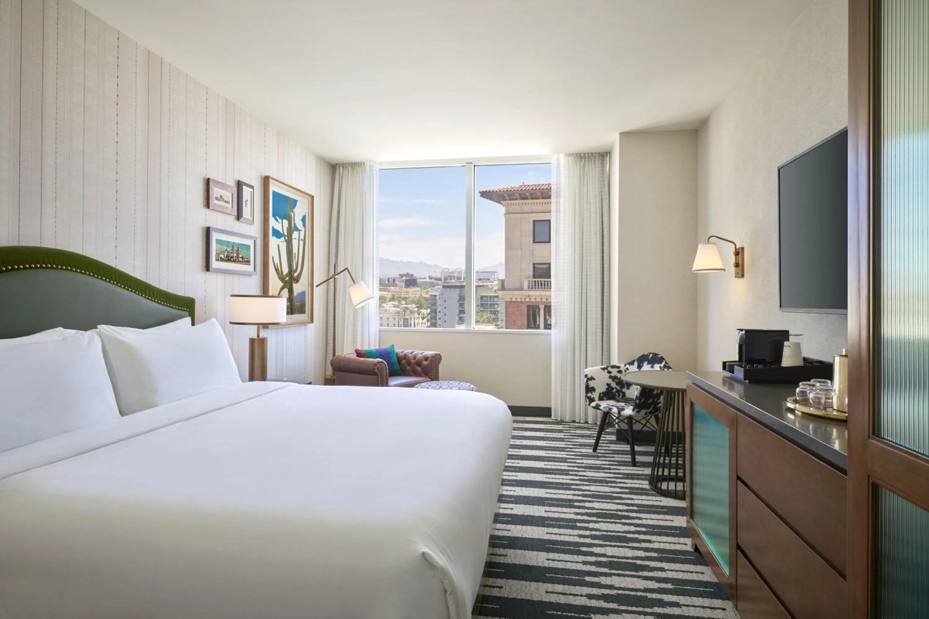 Photo of the whole room, Bed in The Leo Kent Hotel, Tucson, a Tribute Portfolio Hotel