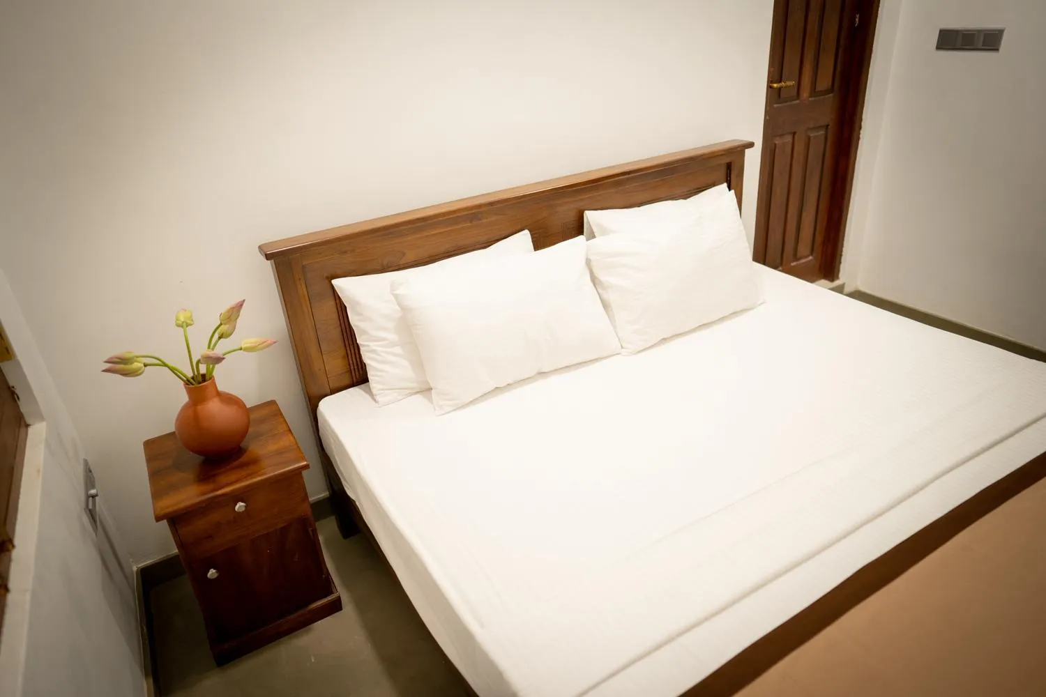 Bedroom, Bed in Kathircholai