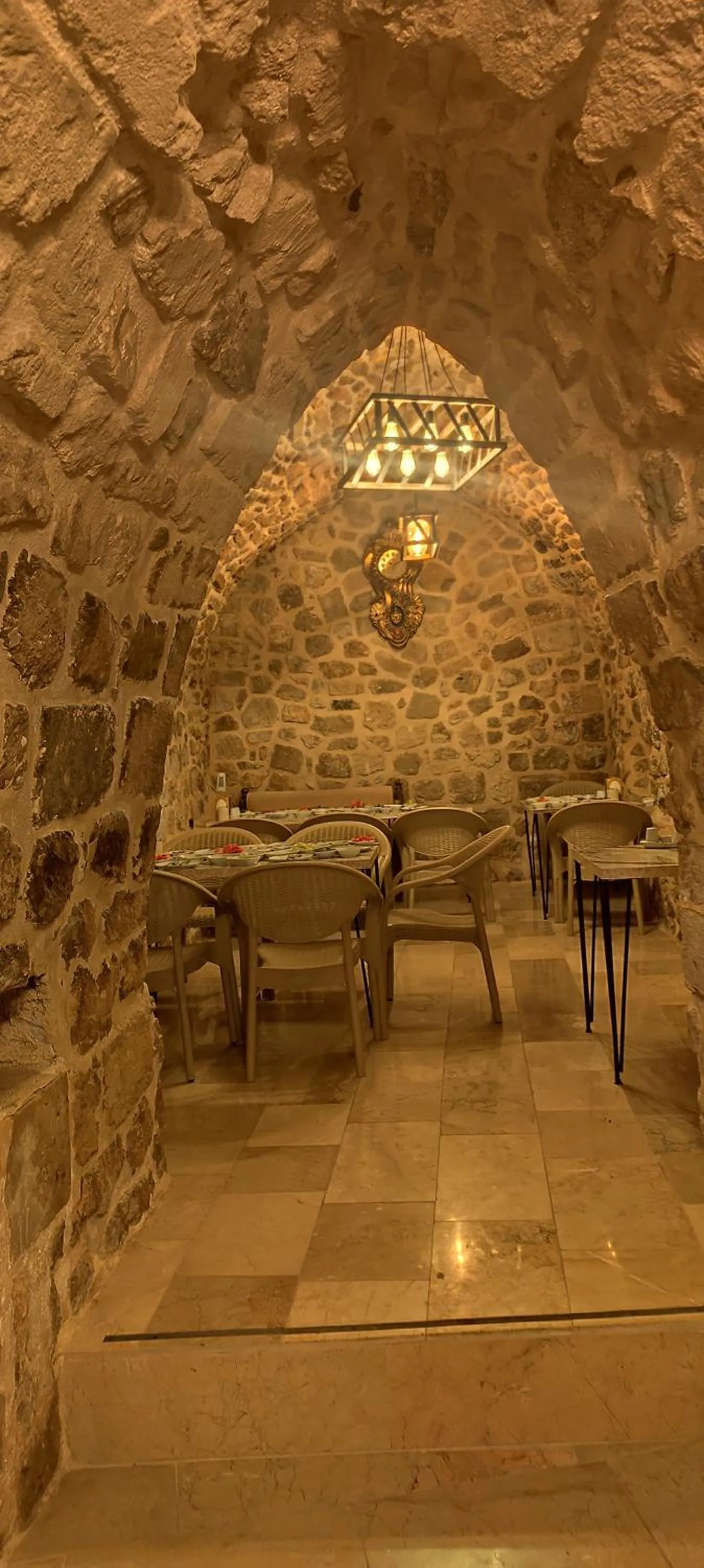 Restaurant/places to eat in CARRA KONAĞI