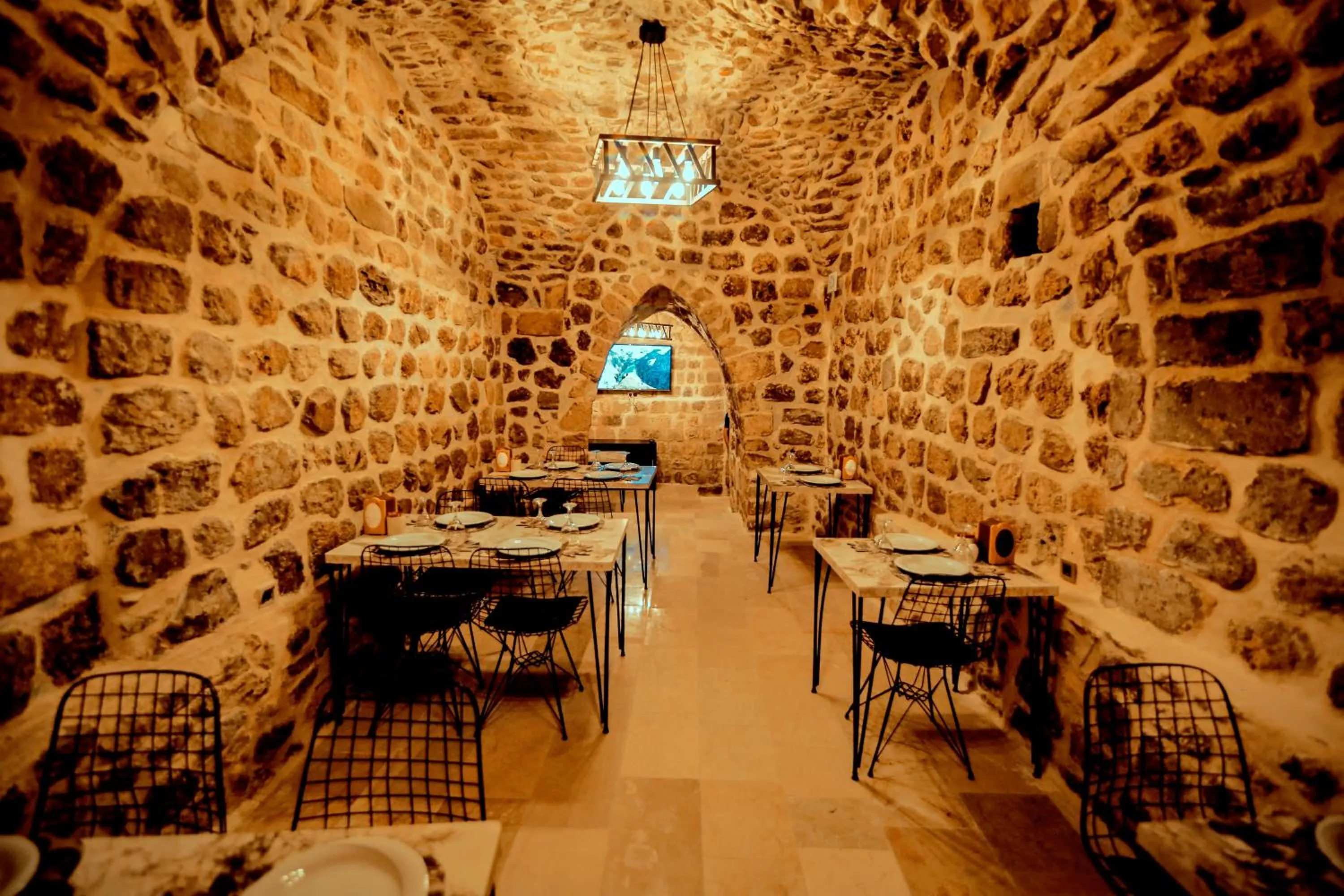 Restaurant/places to eat in CARRA KONAĞI