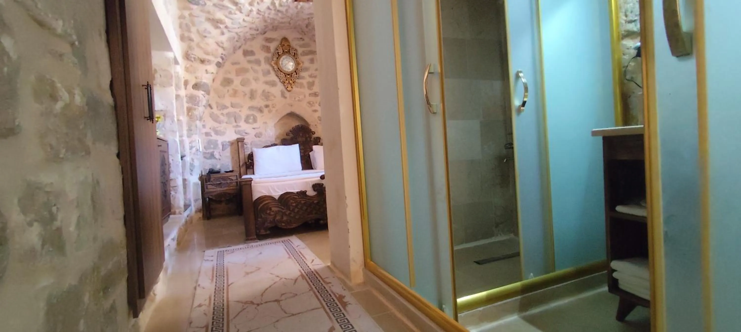 Bathroom, Bed in CARRA KONAĞI