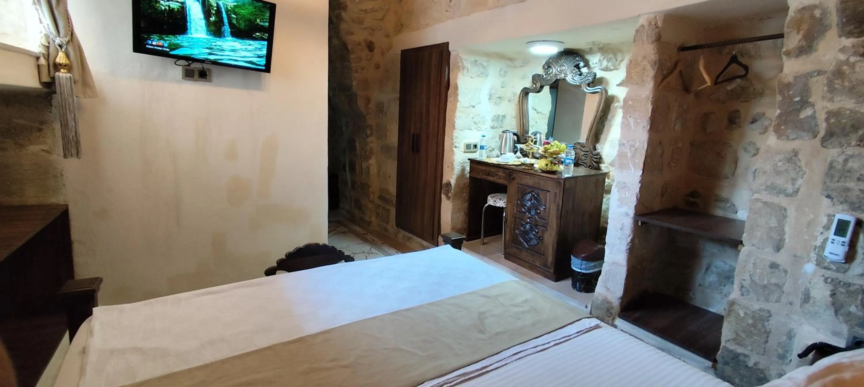 Photo of the whole room, Bed in CARRA KONAĞI