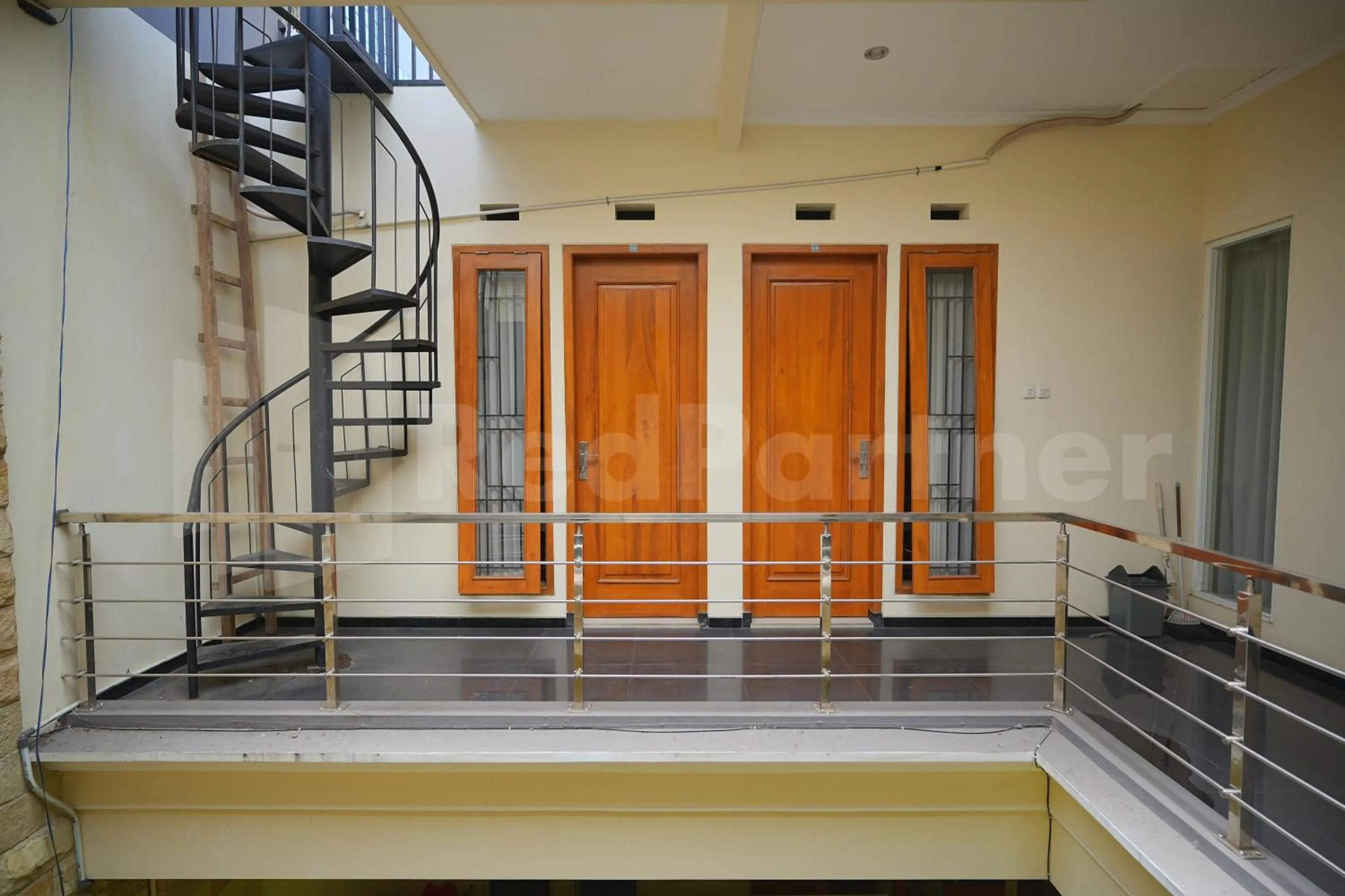 Floor plan in One & Quin Guest House Syariah Mitra RedDoorz