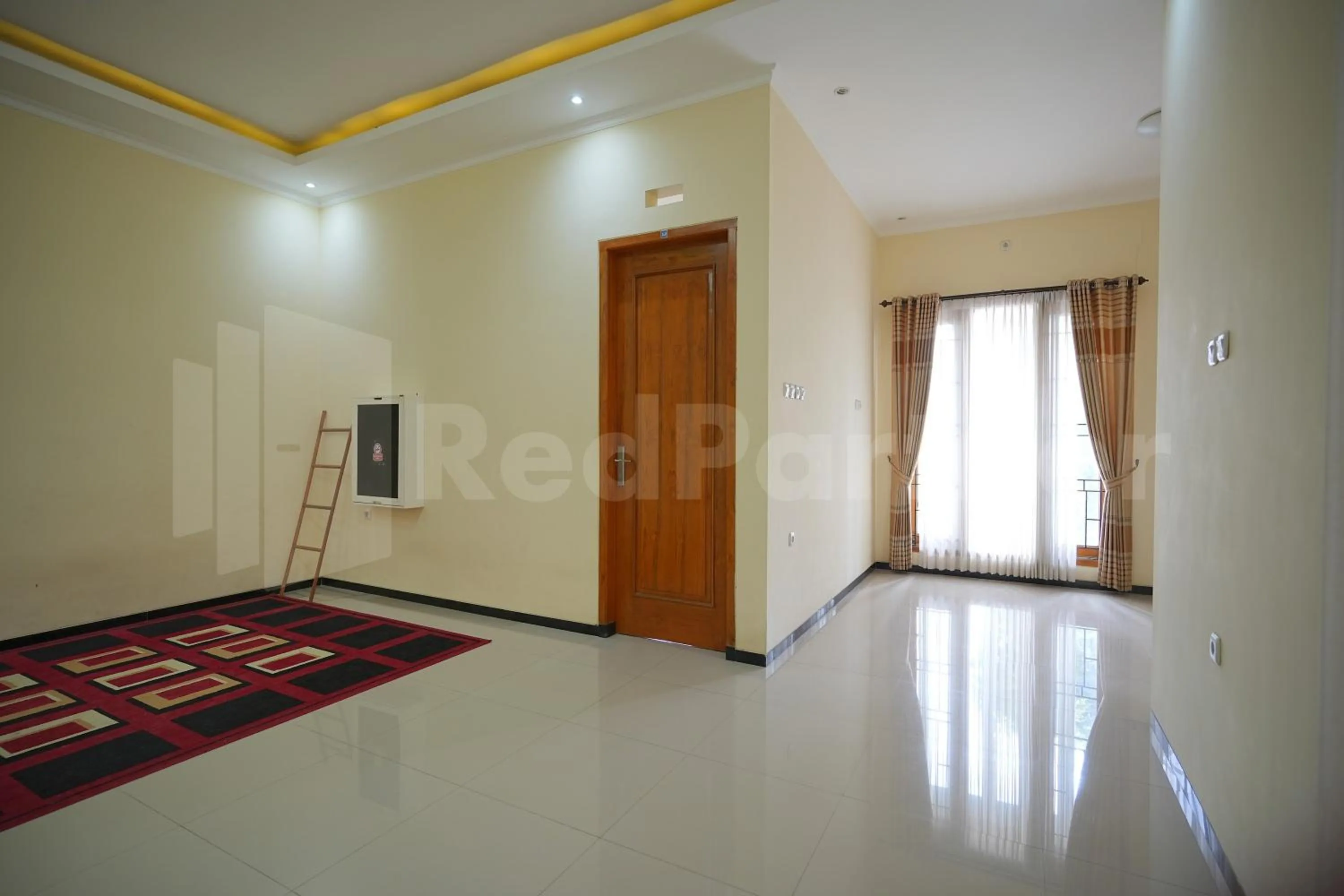 Floor plan in One & Quin Guest House Syariah Mitra RedDoorz