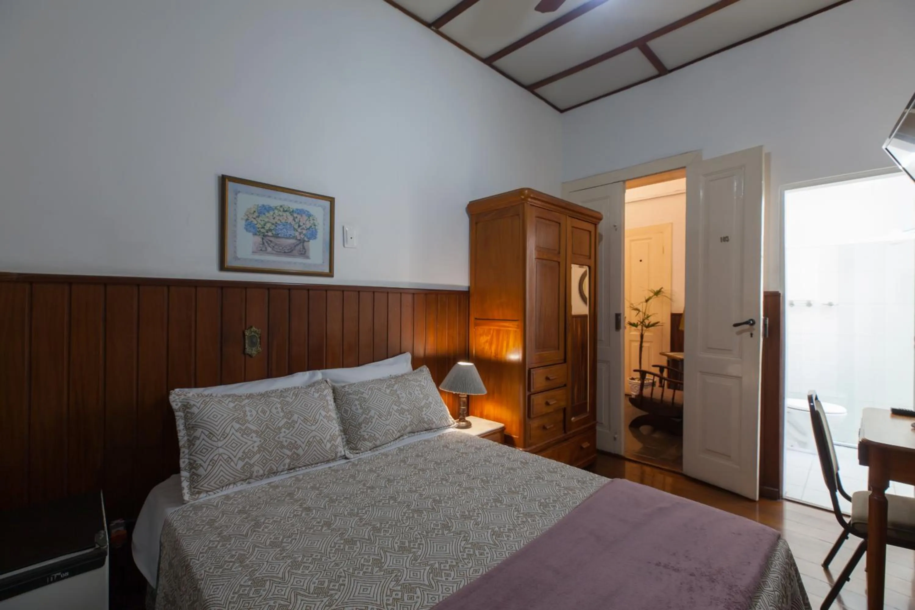 Photo of the whole room, Bed in Hotel São Paulo