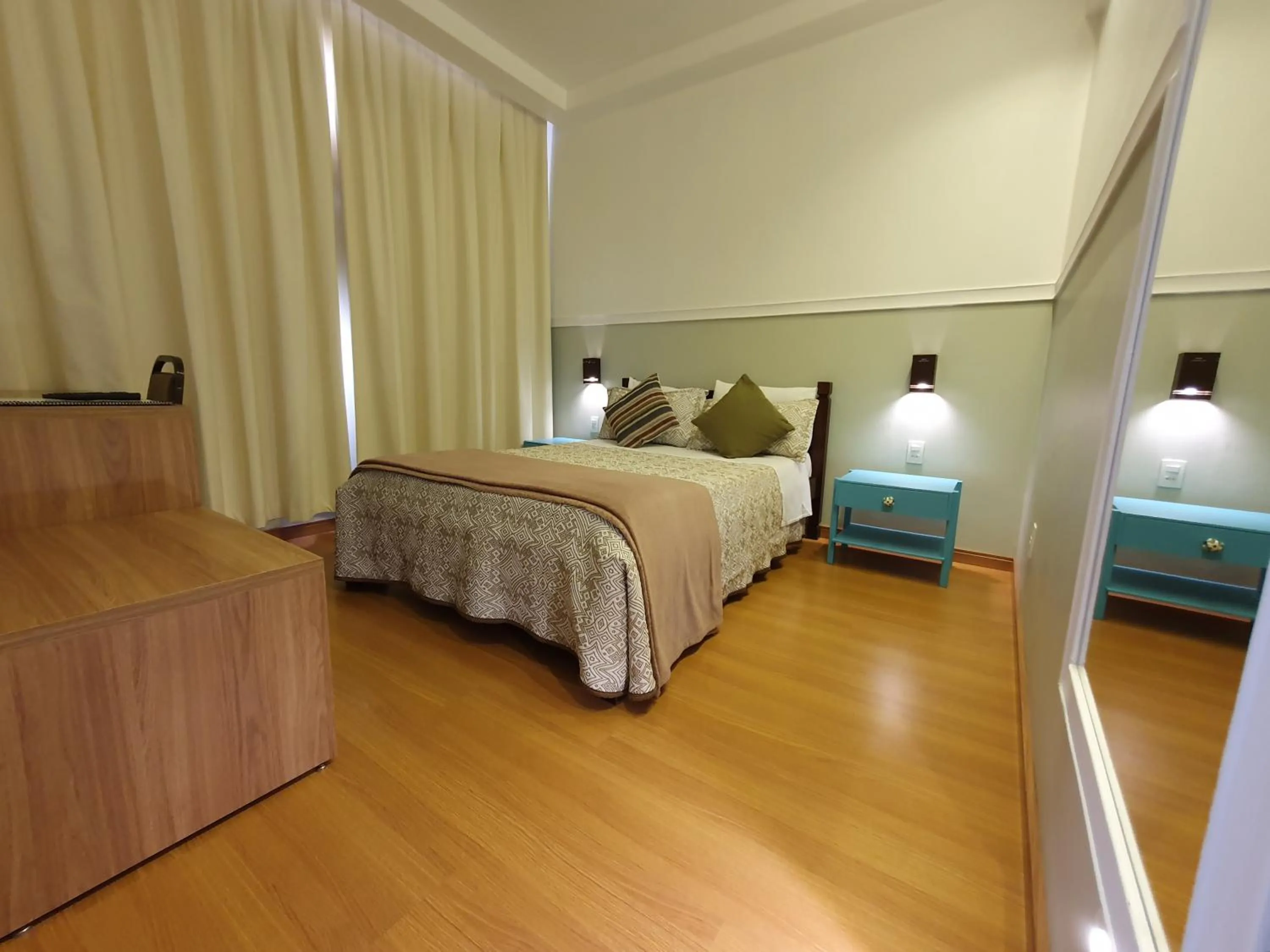 Photo of the whole room, Bed in Hotel São Paulo