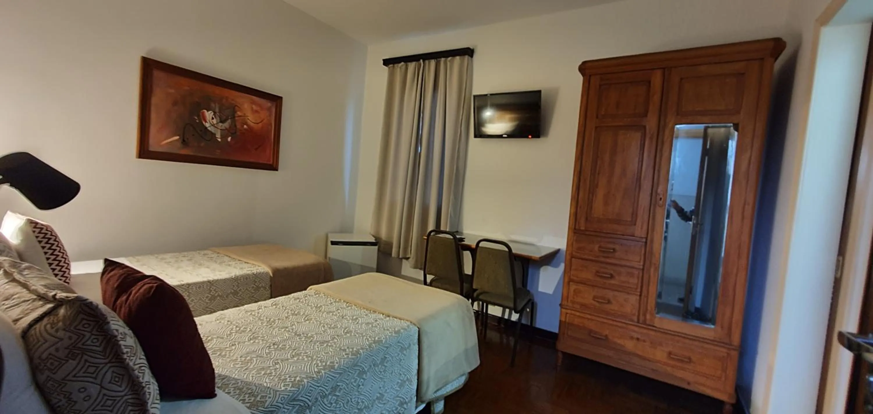 Photo of the whole room, Bed in Hotel São Paulo