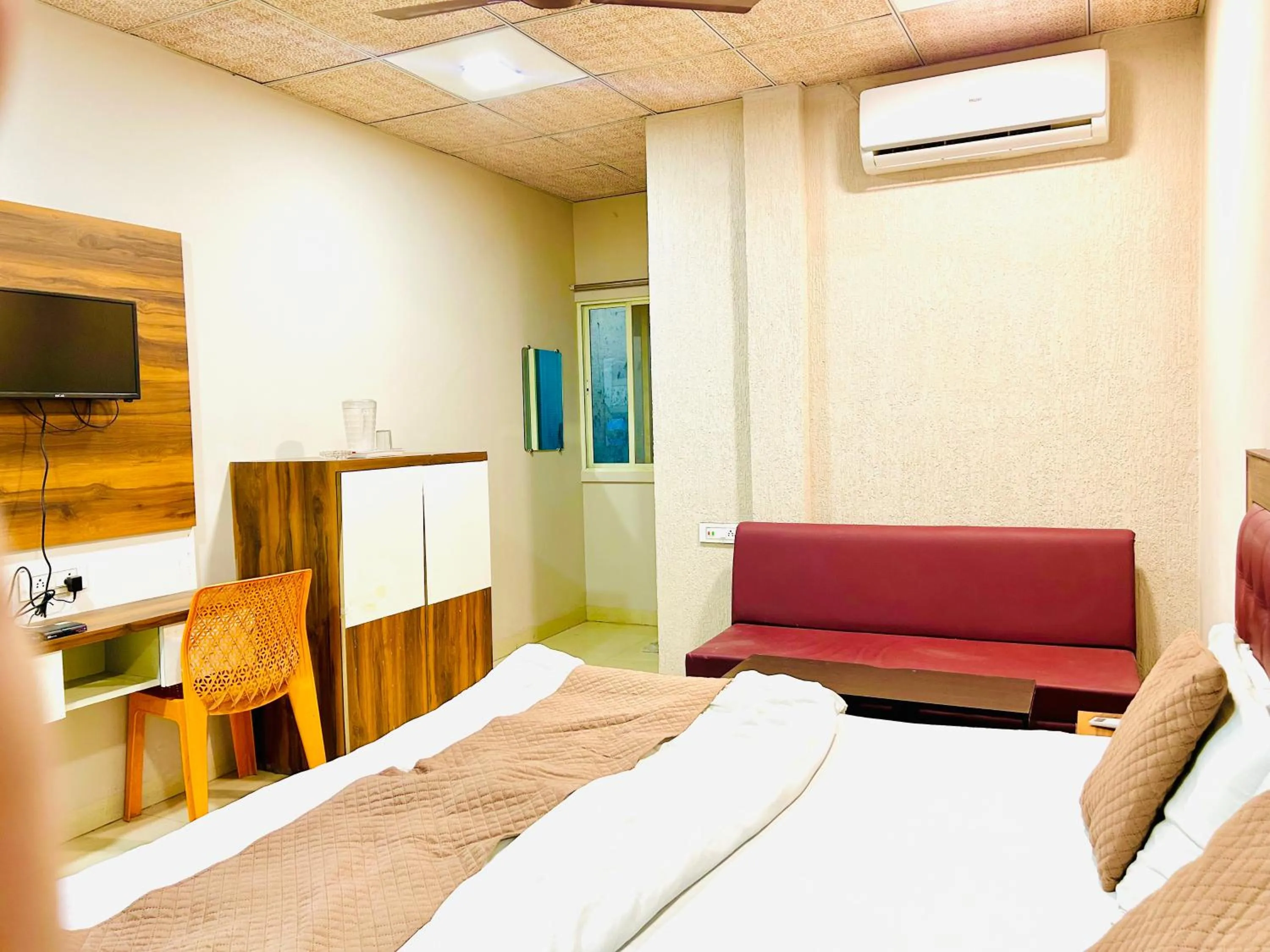 Bedroom, Bed in JAGTARA RESIDENCY