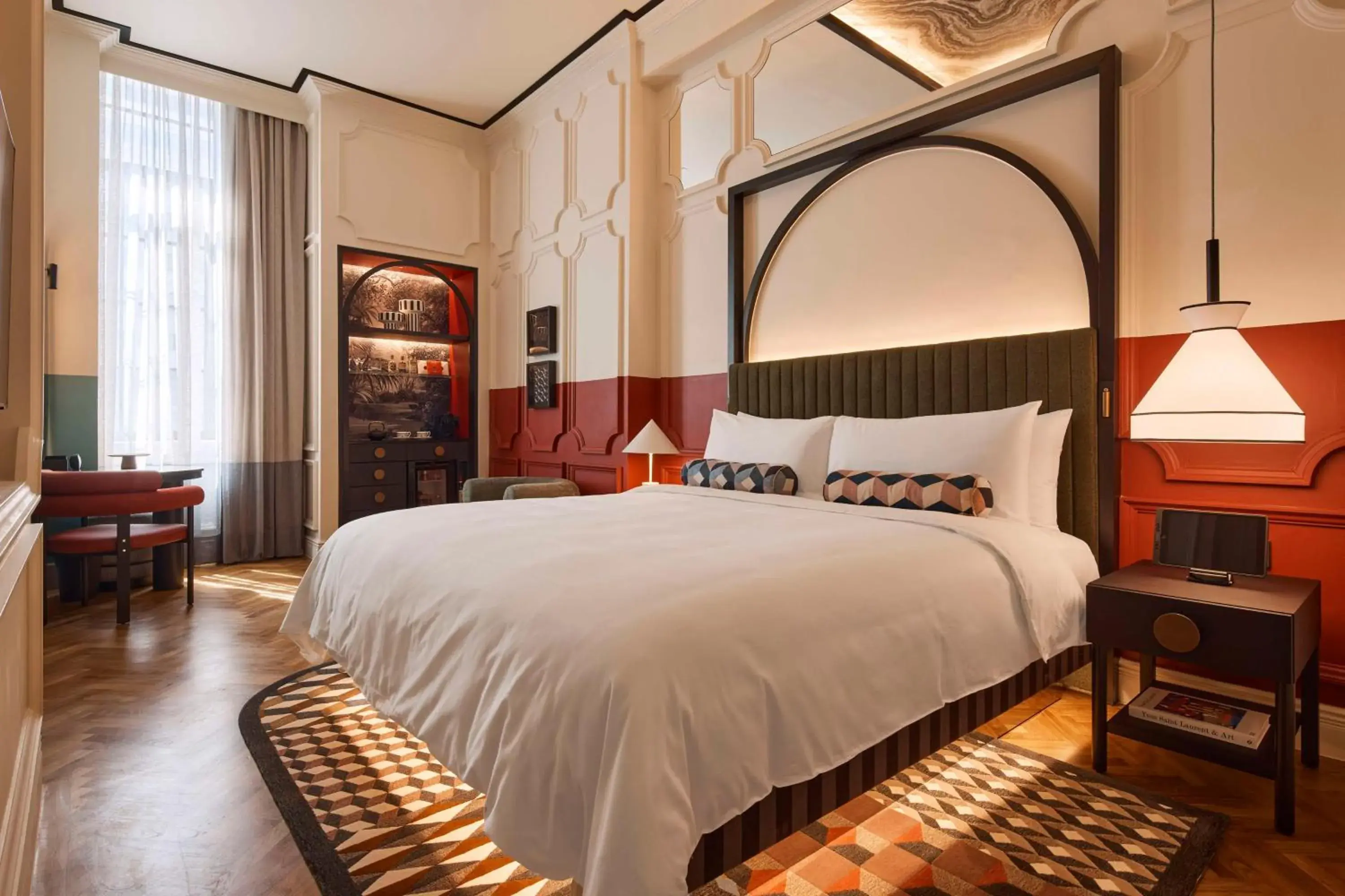 Bedroom, Bed in QT Singapore Bedroom, Bed in QT Singapore